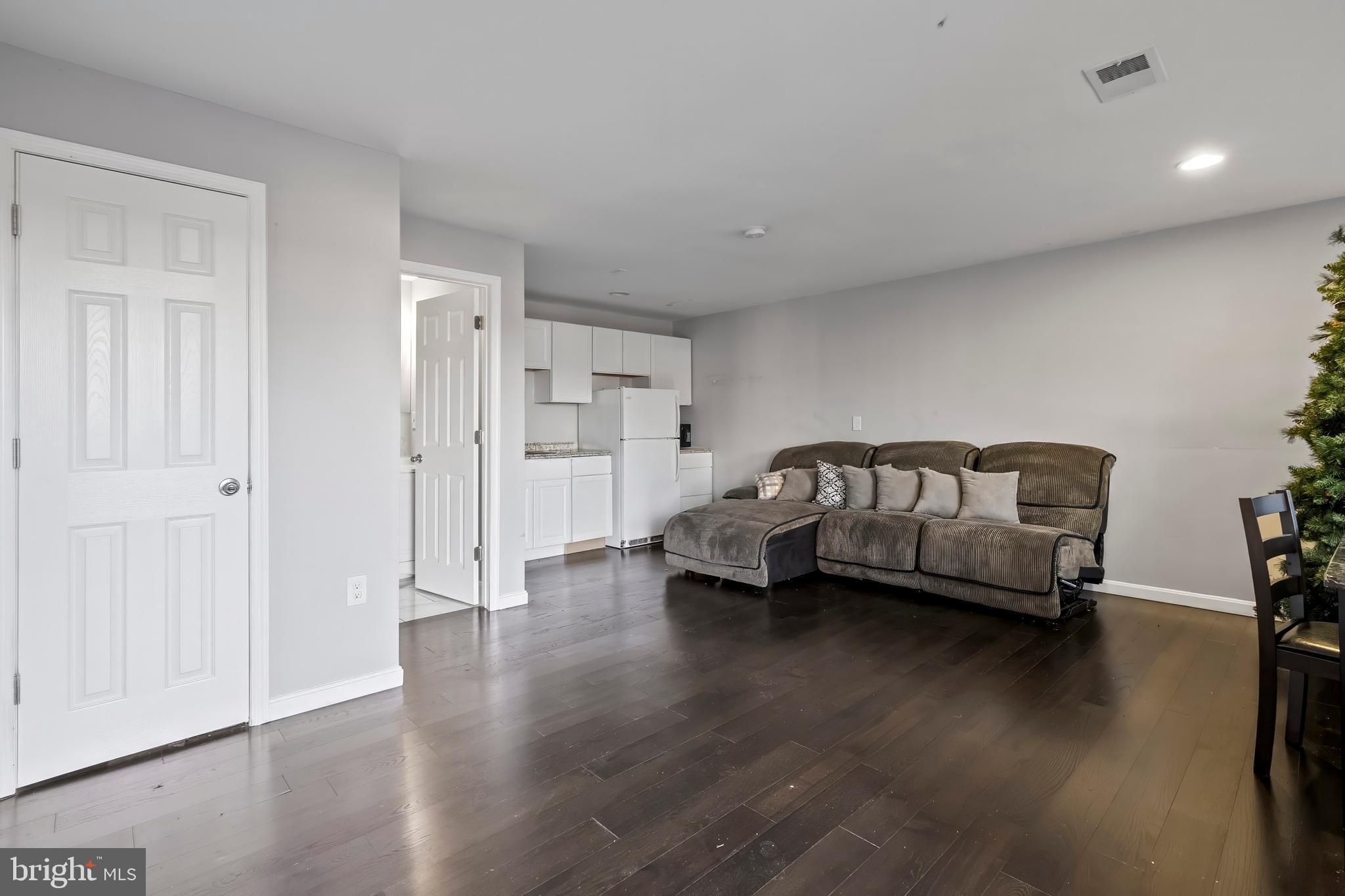 101 SAINT THOMAS LANE