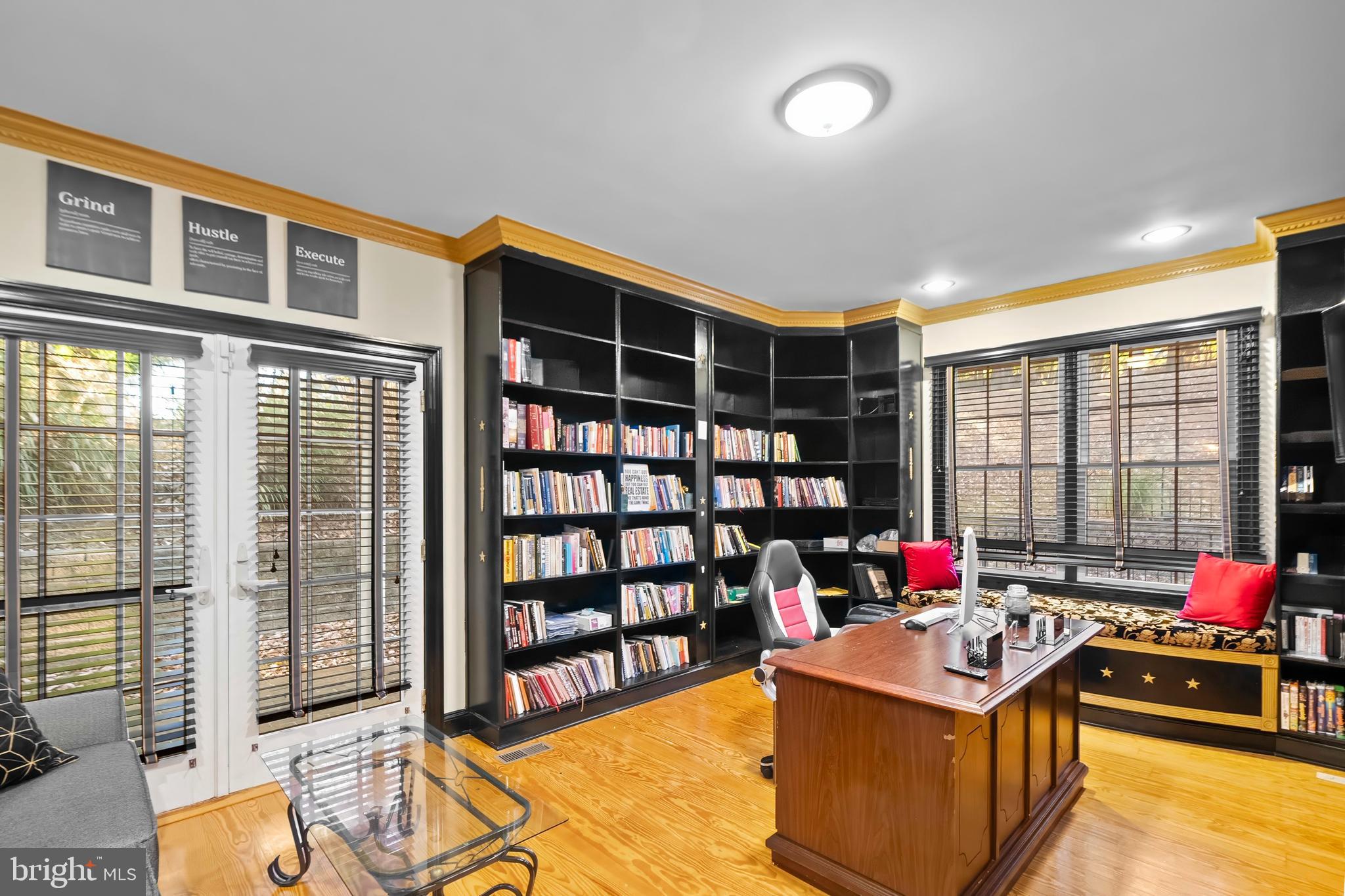 101 SAINT THOMAS LANE