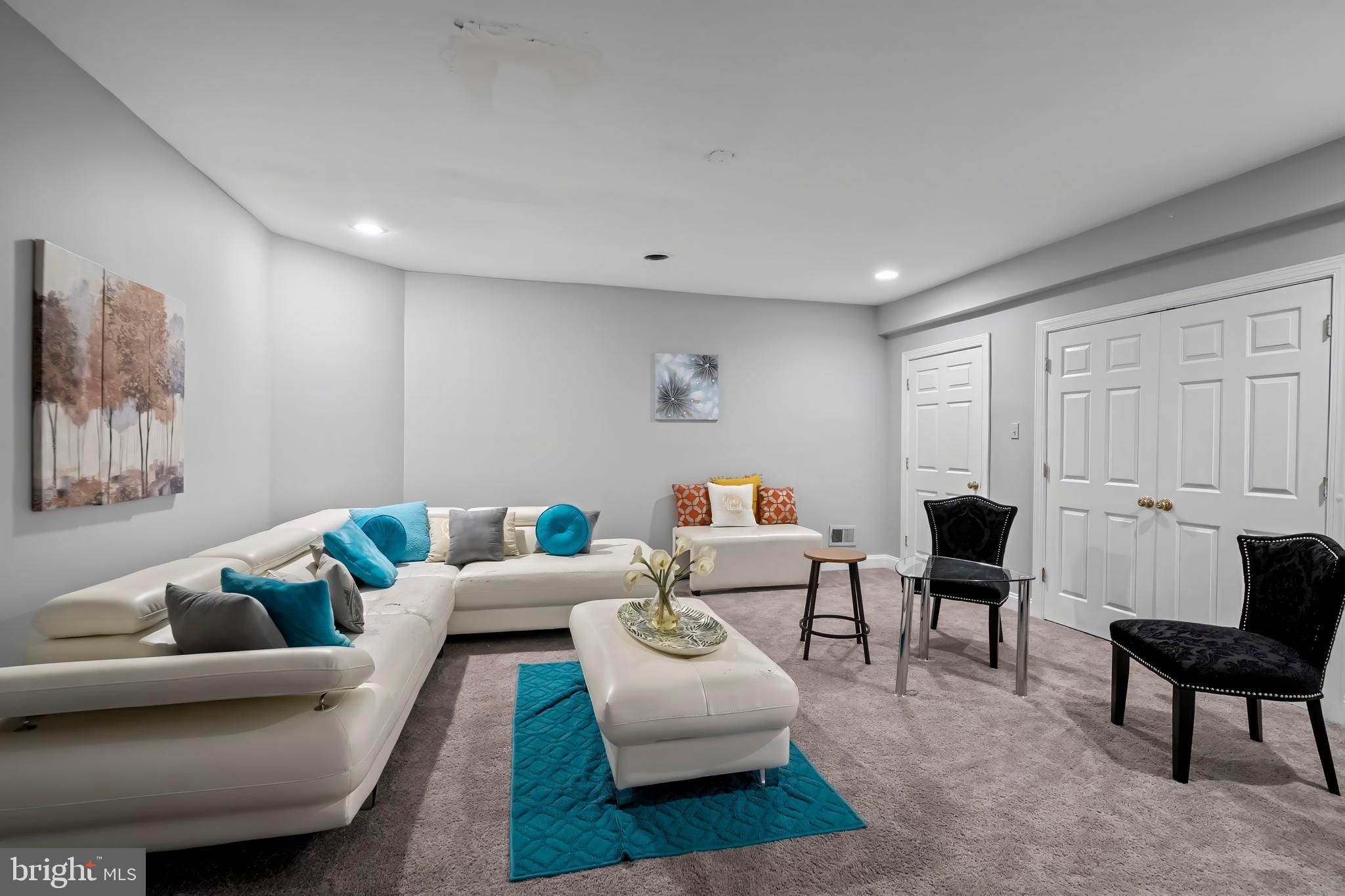 101 SAINT THOMAS LANE