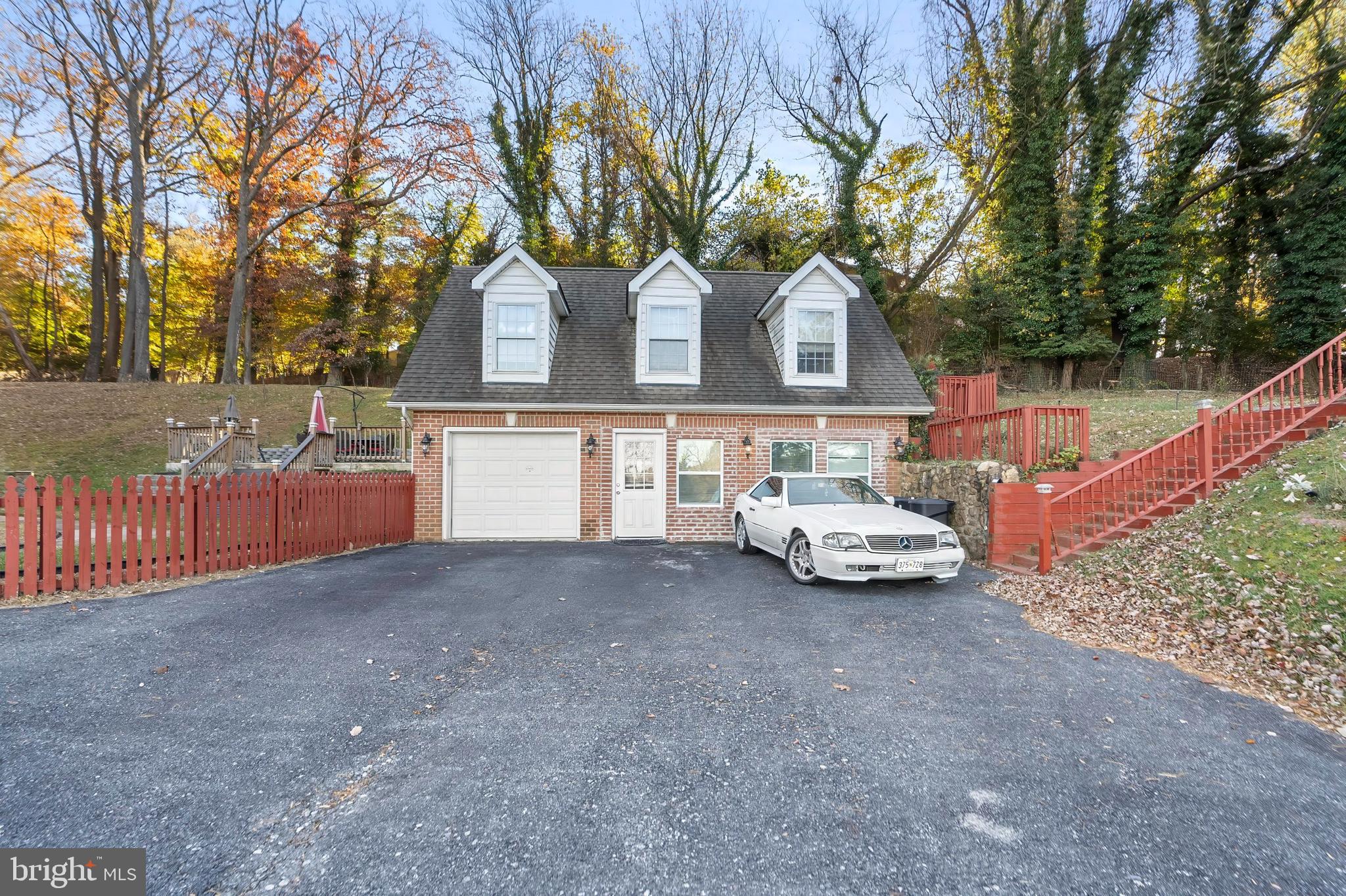 101 SAINT THOMAS LANE