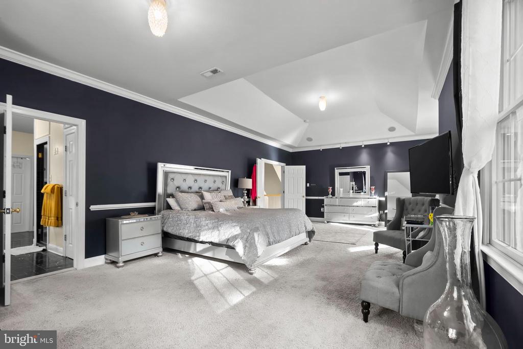 101 SAINT THOMAS LANE