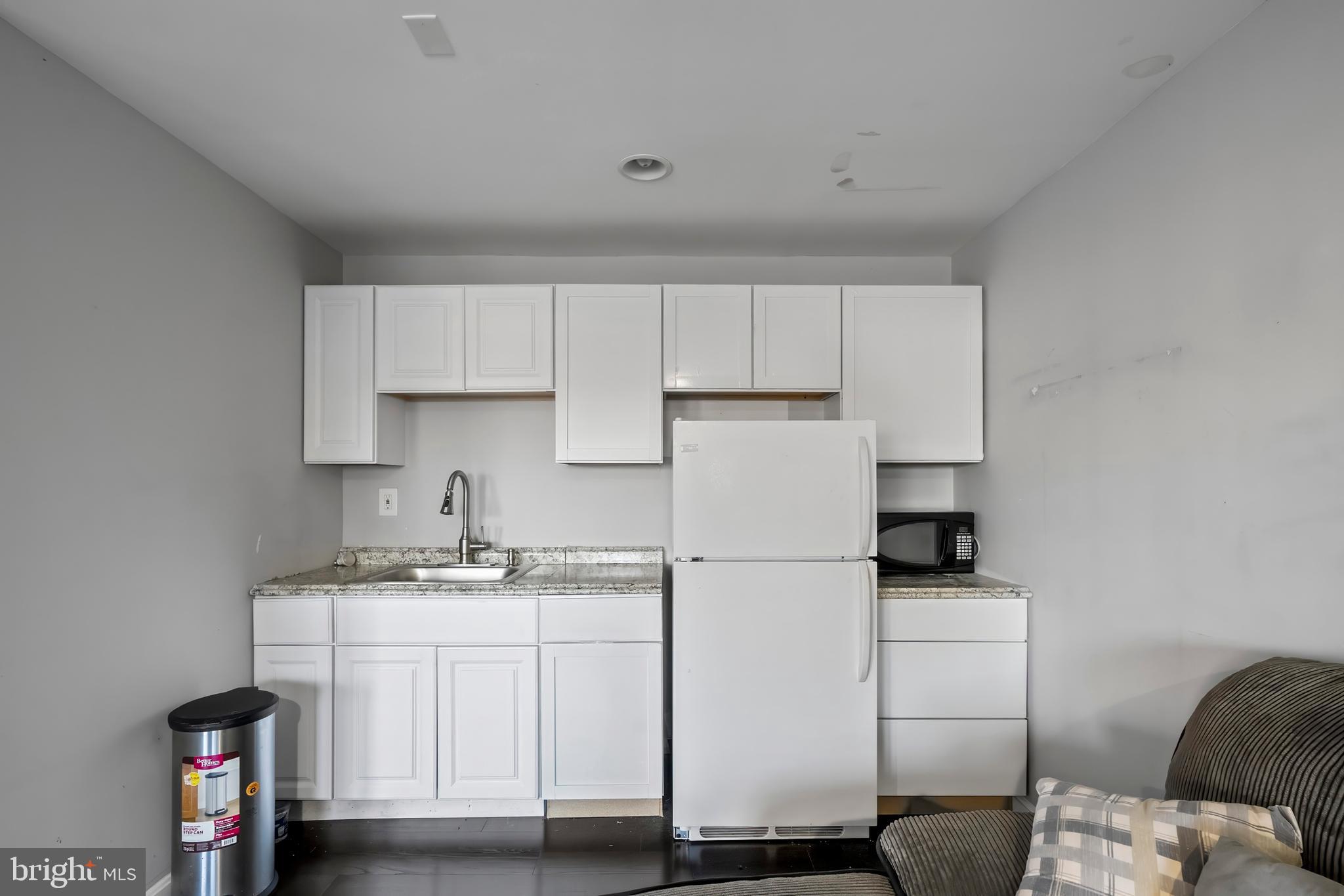 101 SAINT THOMAS LANE