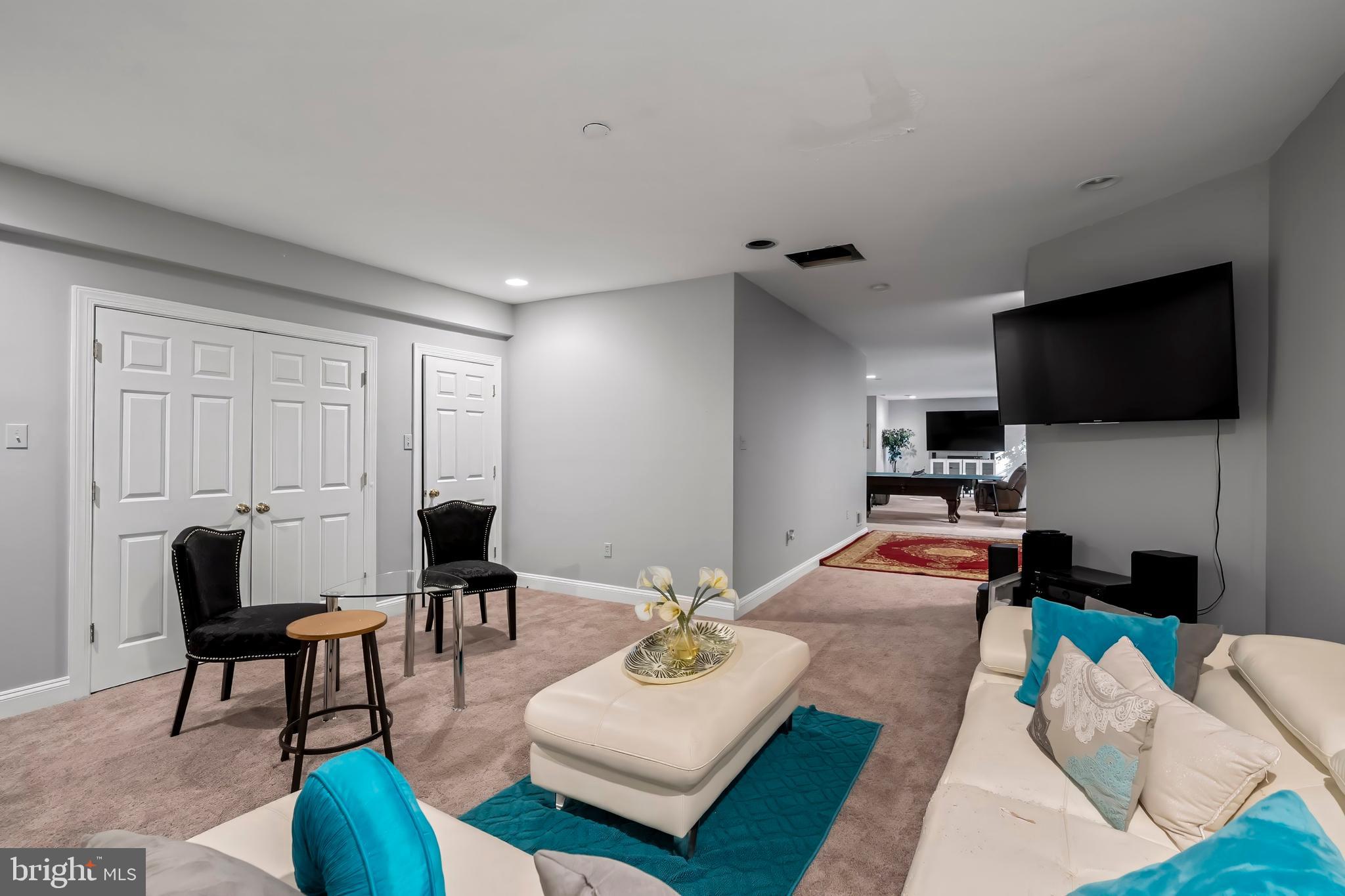 101 SAINT THOMAS LANE