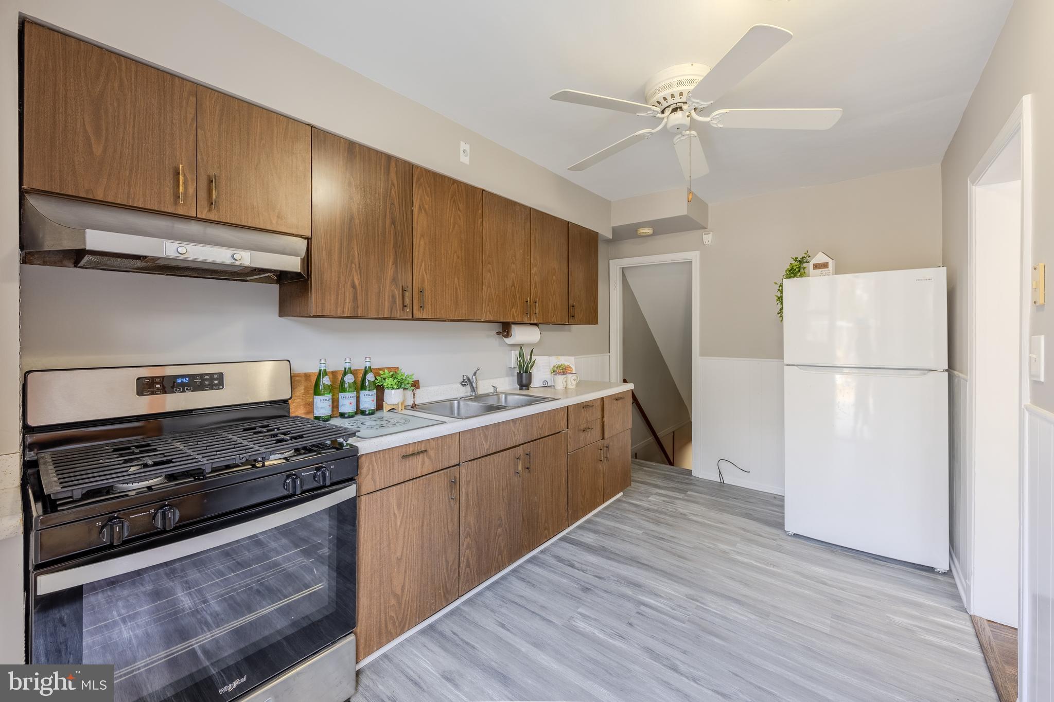 6118 MOUNT RIDGE