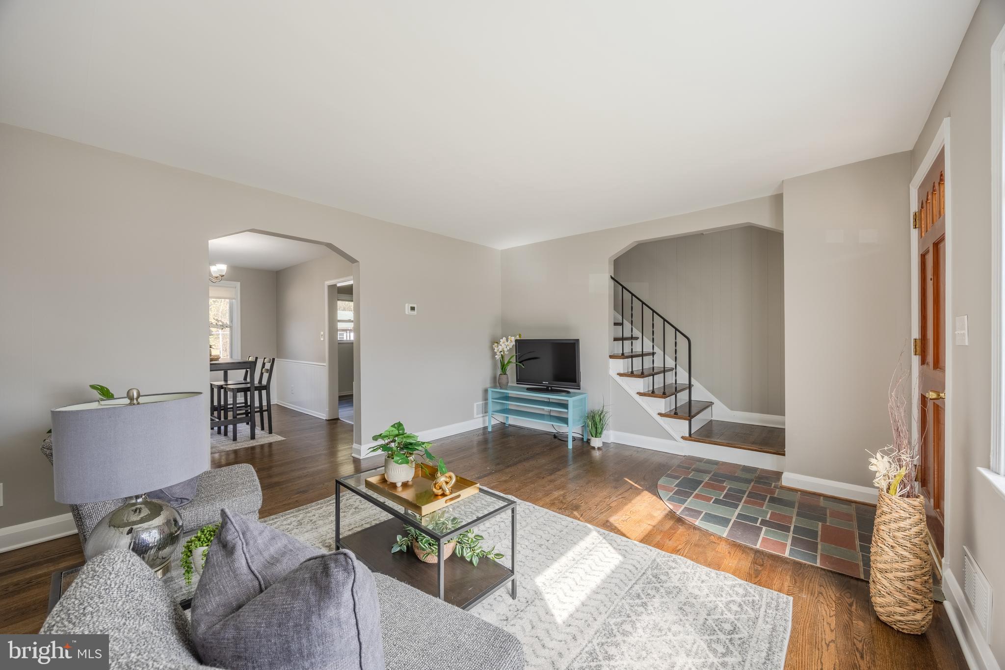 6118 MOUNT RIDGE