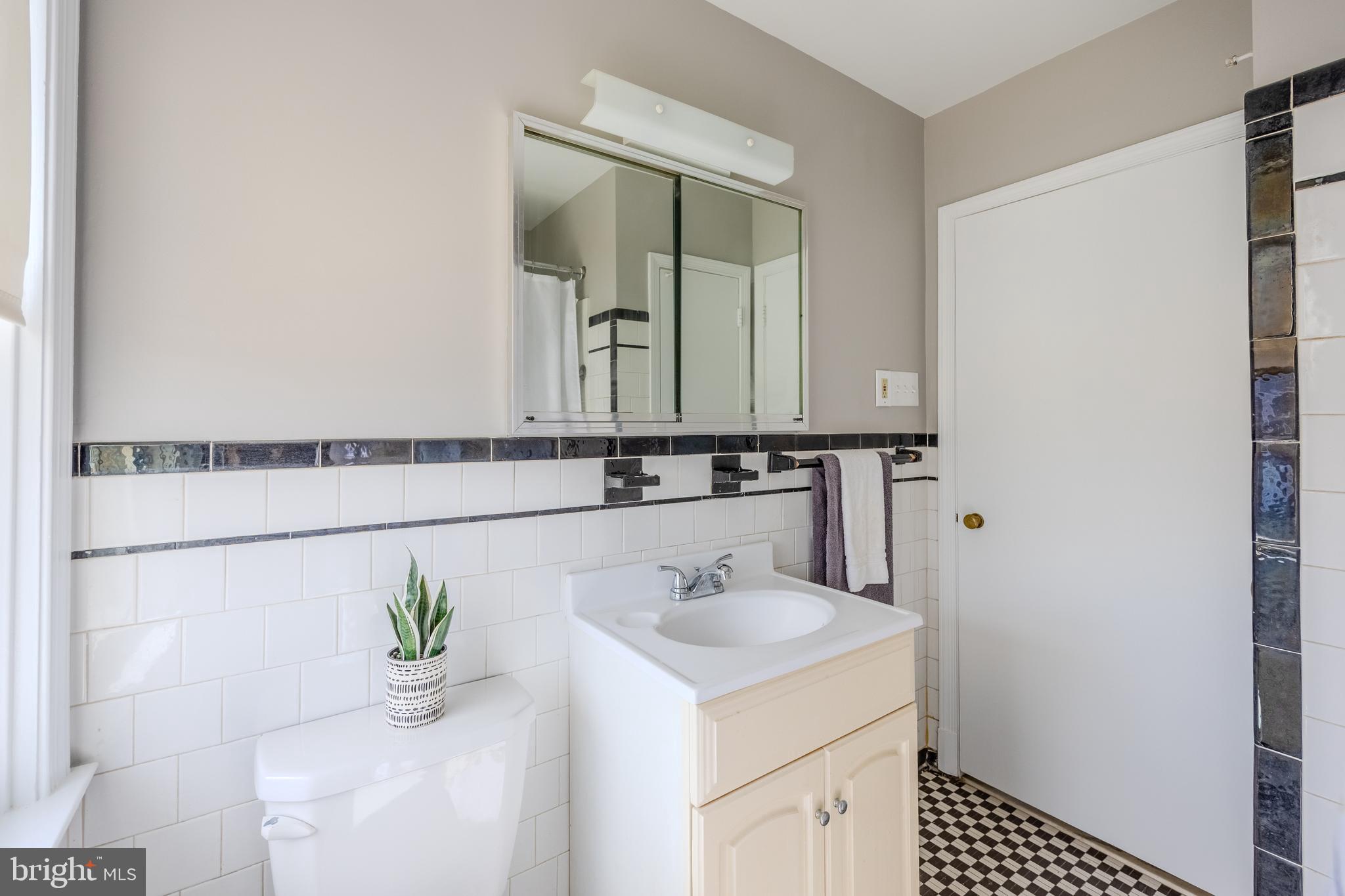 6118 MOUNT RIDGE