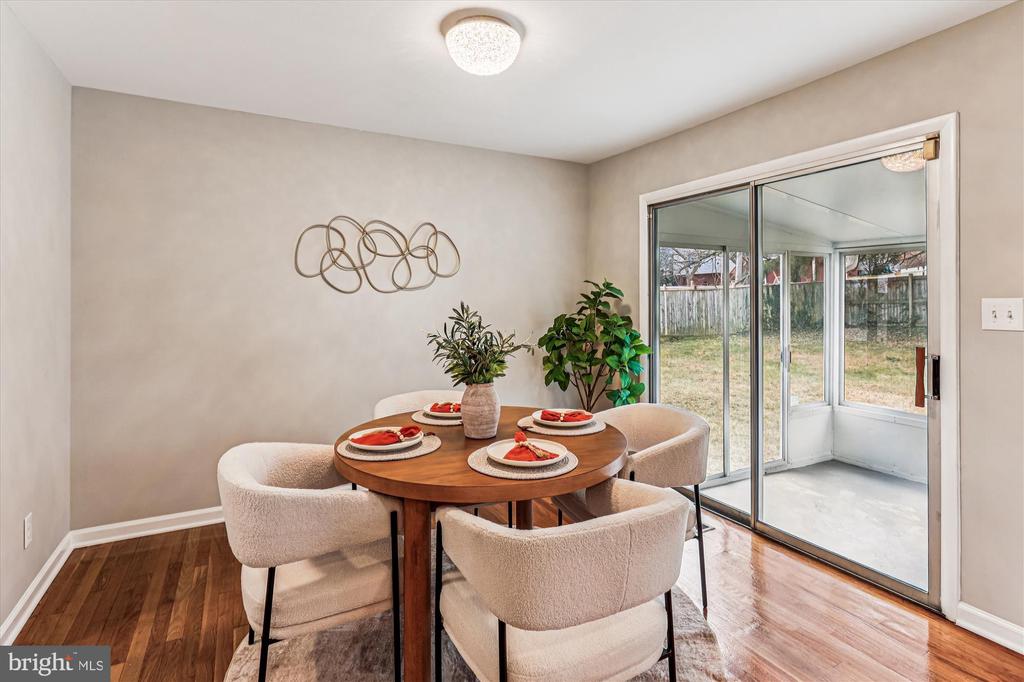 7 CEDAR BLUFF COURT