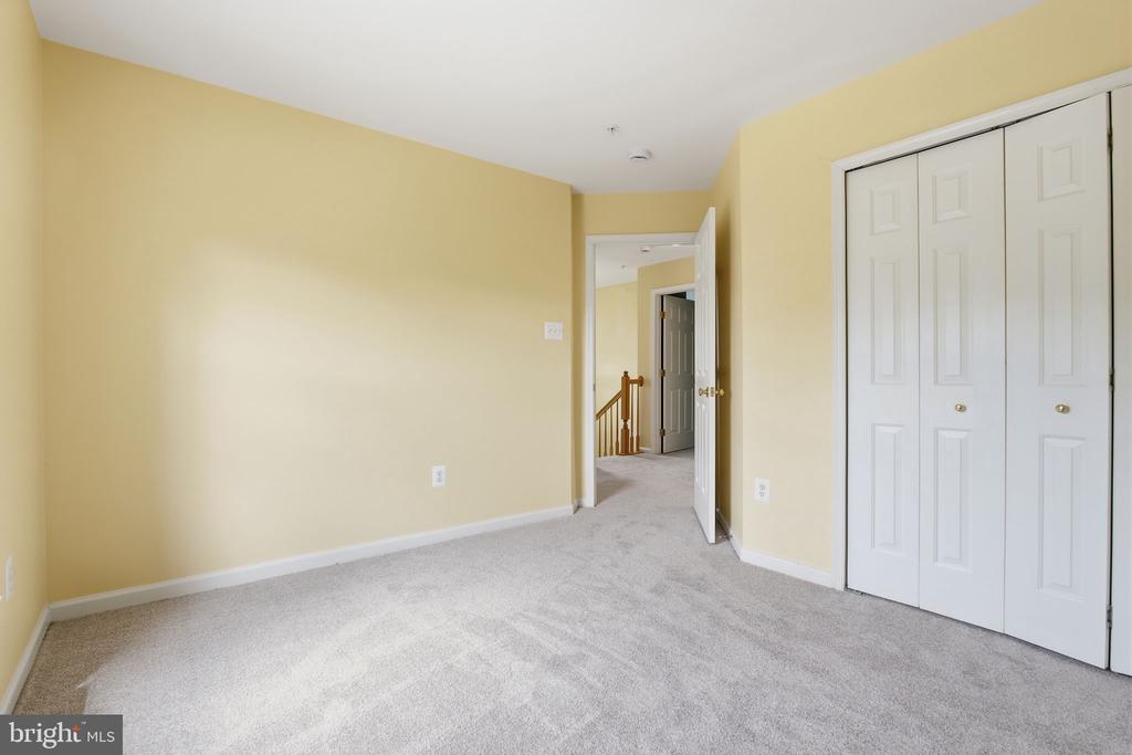211 ARBOR VISTA LANE