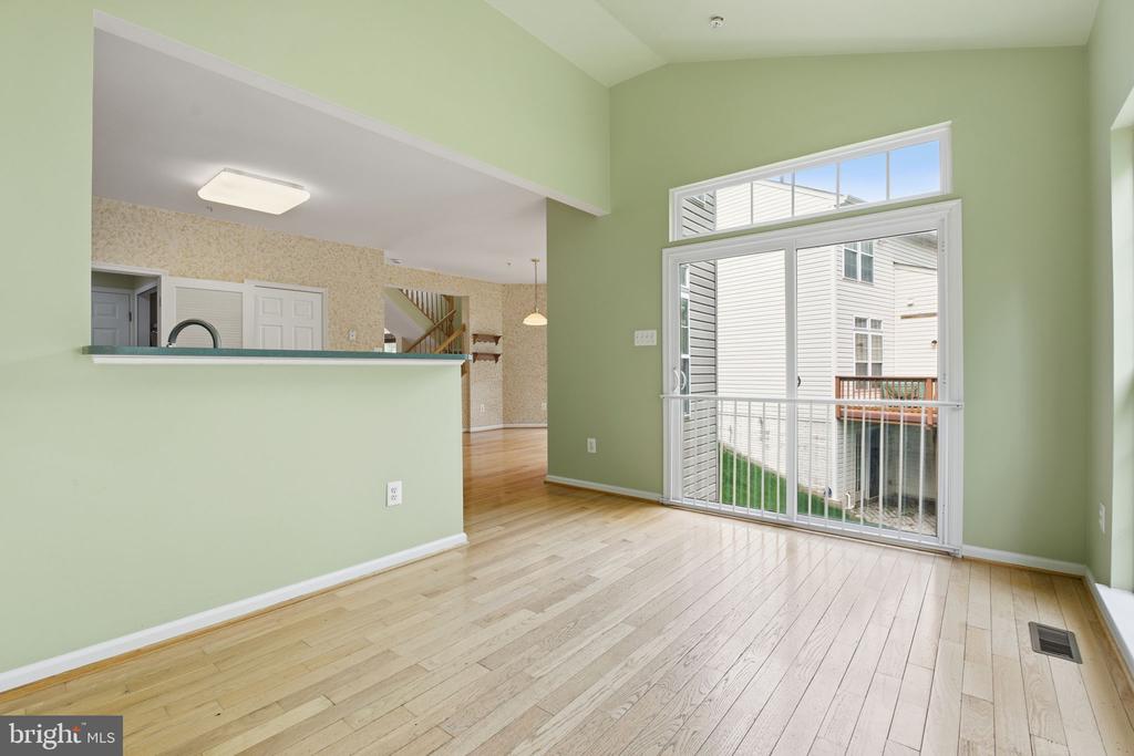 211 ARBOR VISTA LANE