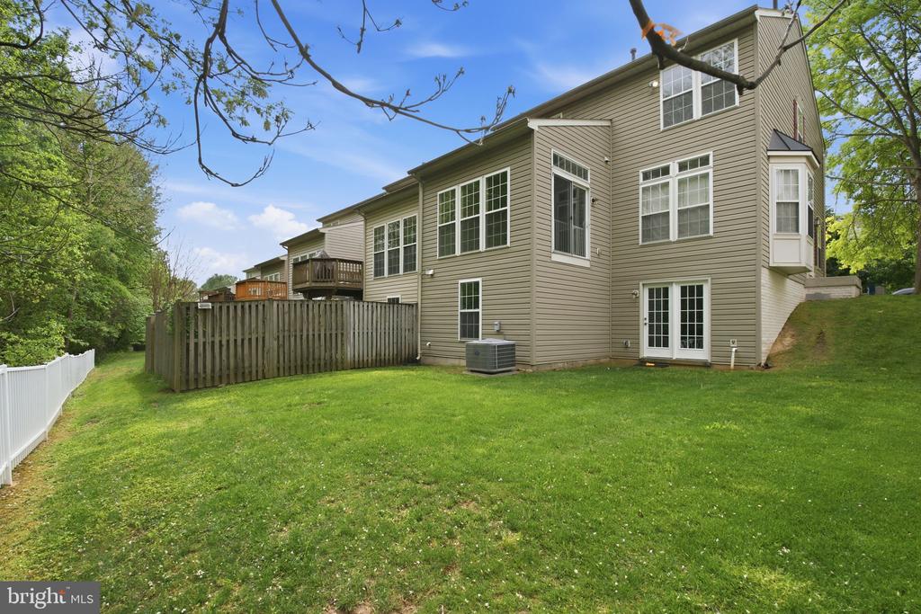 211 ARBOR VISTA LANE