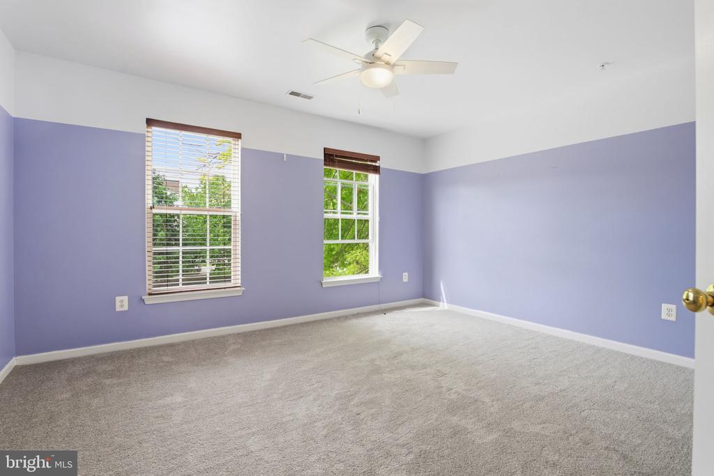 211 ARBOR VISTA LANE