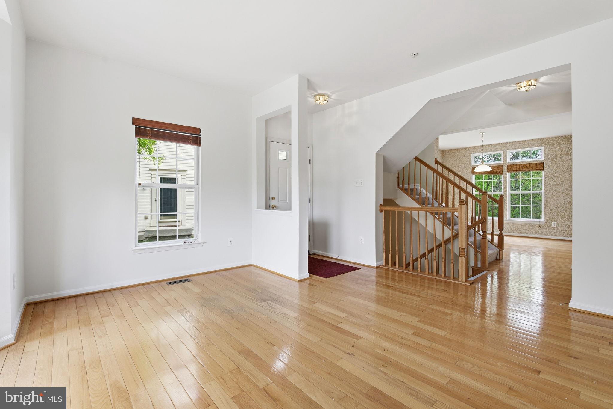 211 ARBOR VISTA LANE