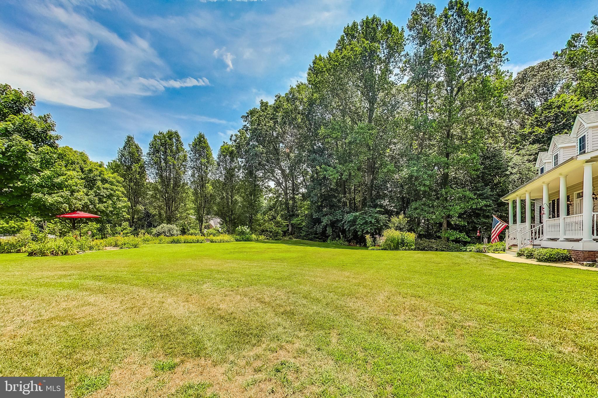 6285 NICOLE DRIVE