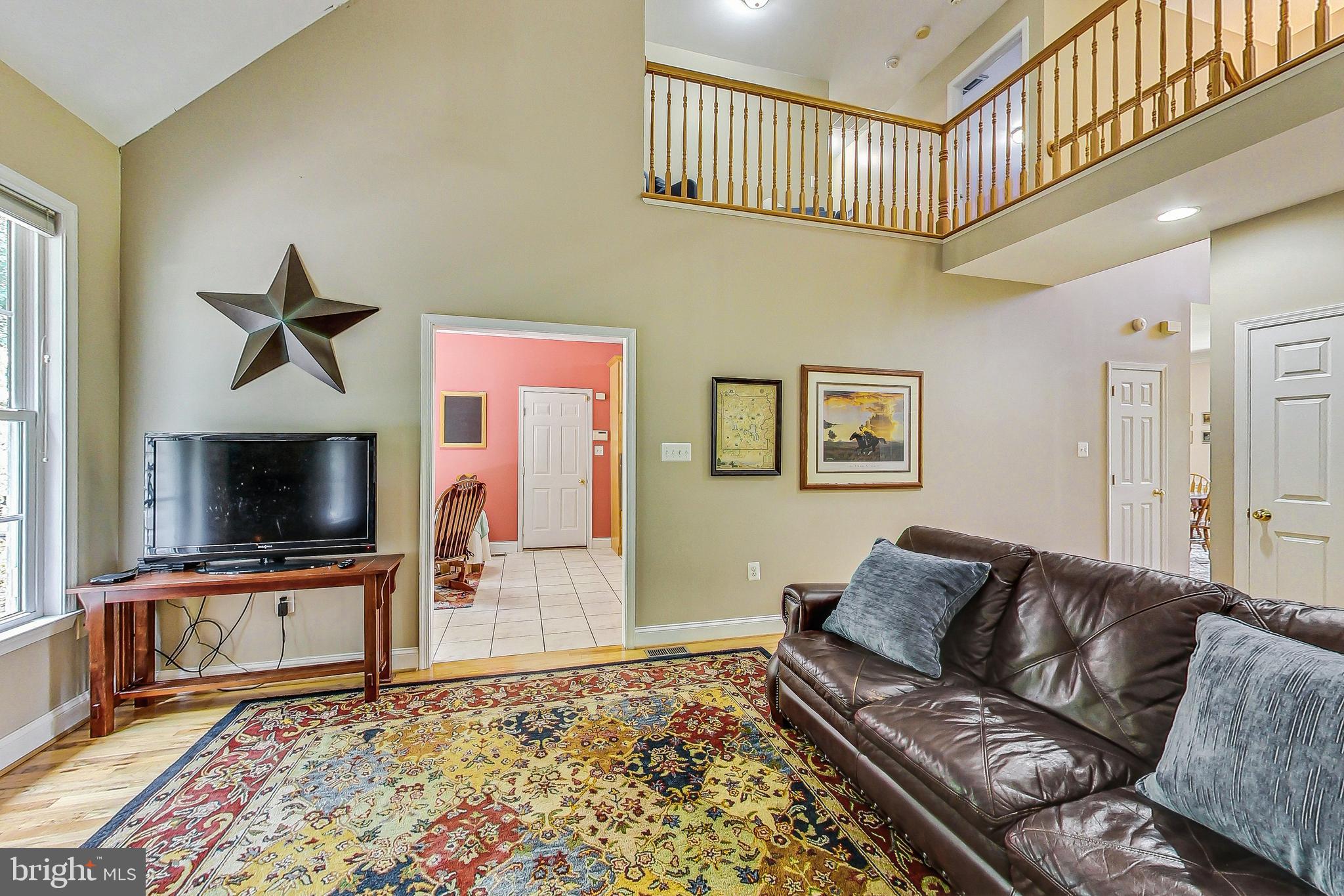 6285 NICOLE DRIVE