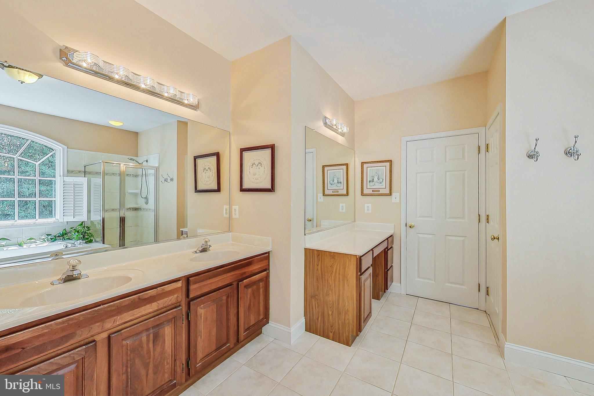 6285 NICOLE DRIVE