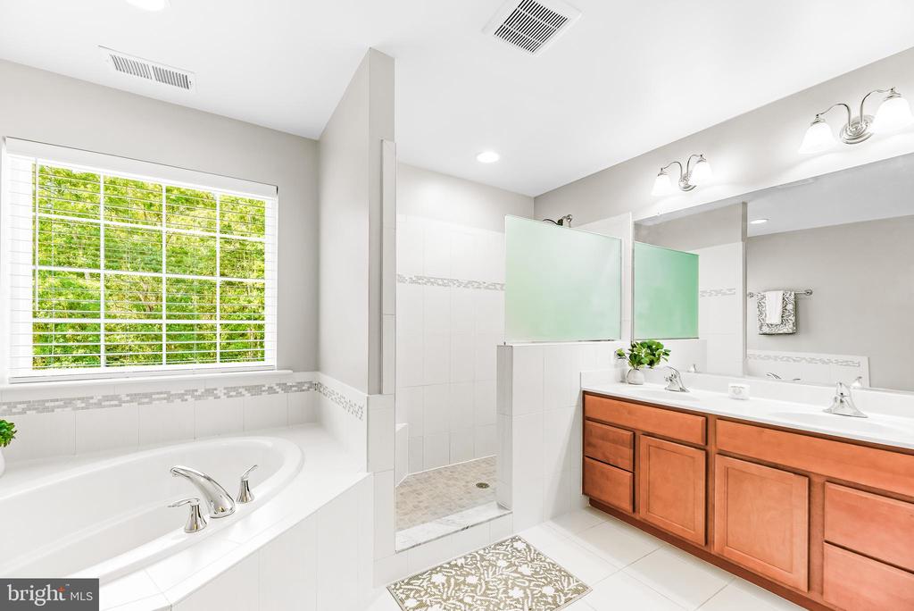 3636 ESTELLE COURT