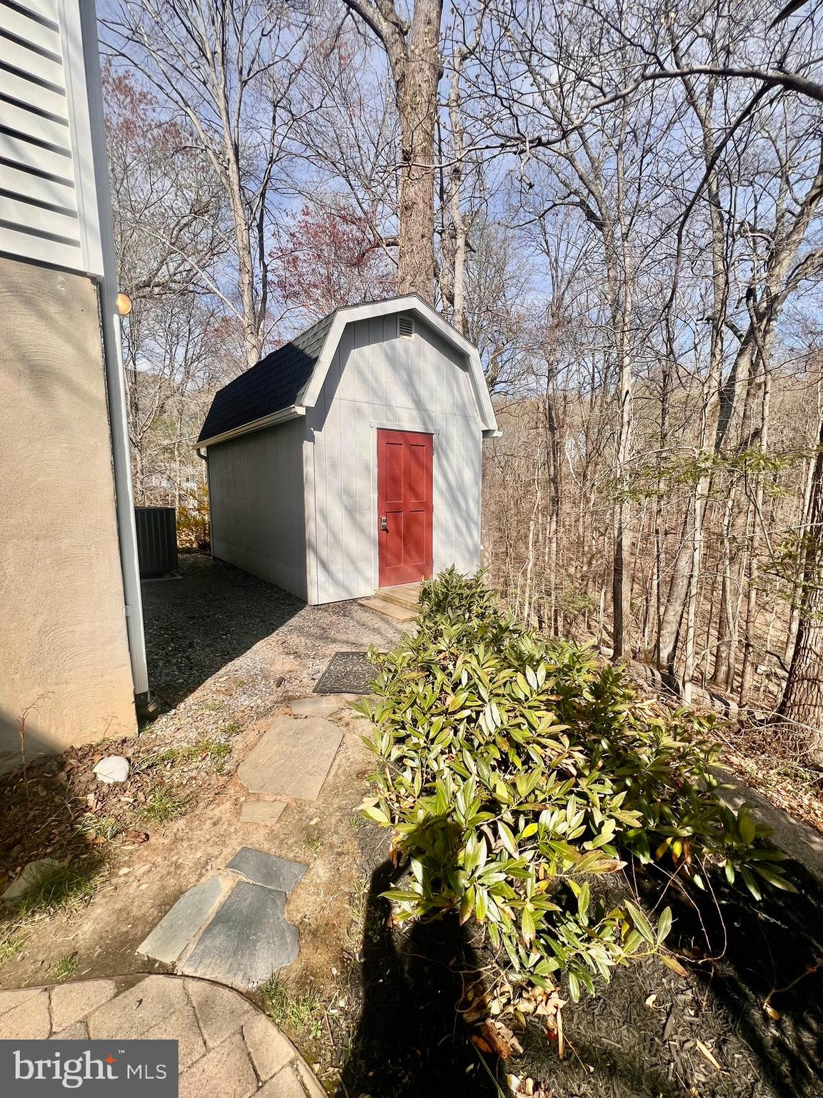 8200 FRANCES LANE