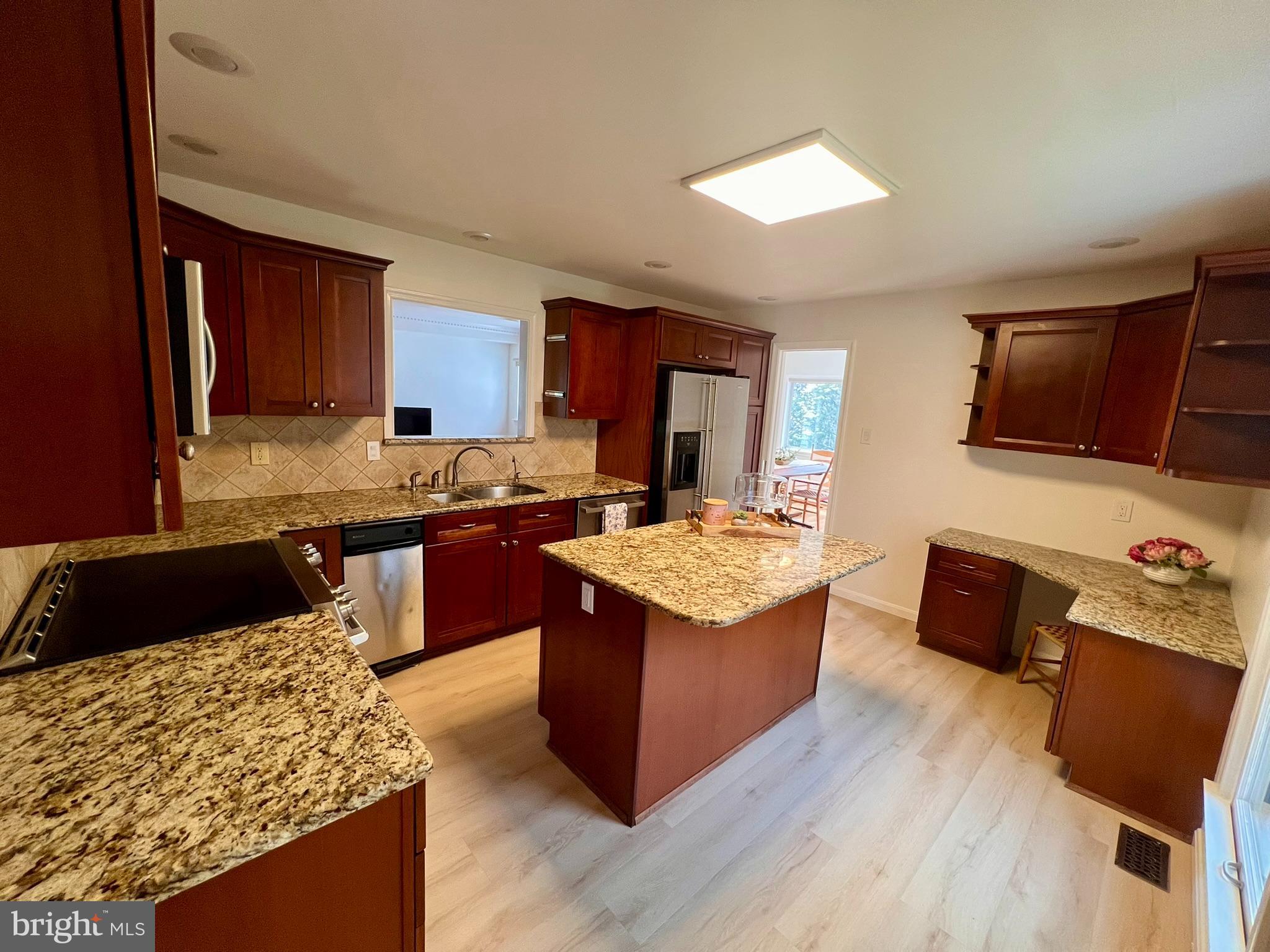 8200 FRANCES LANE