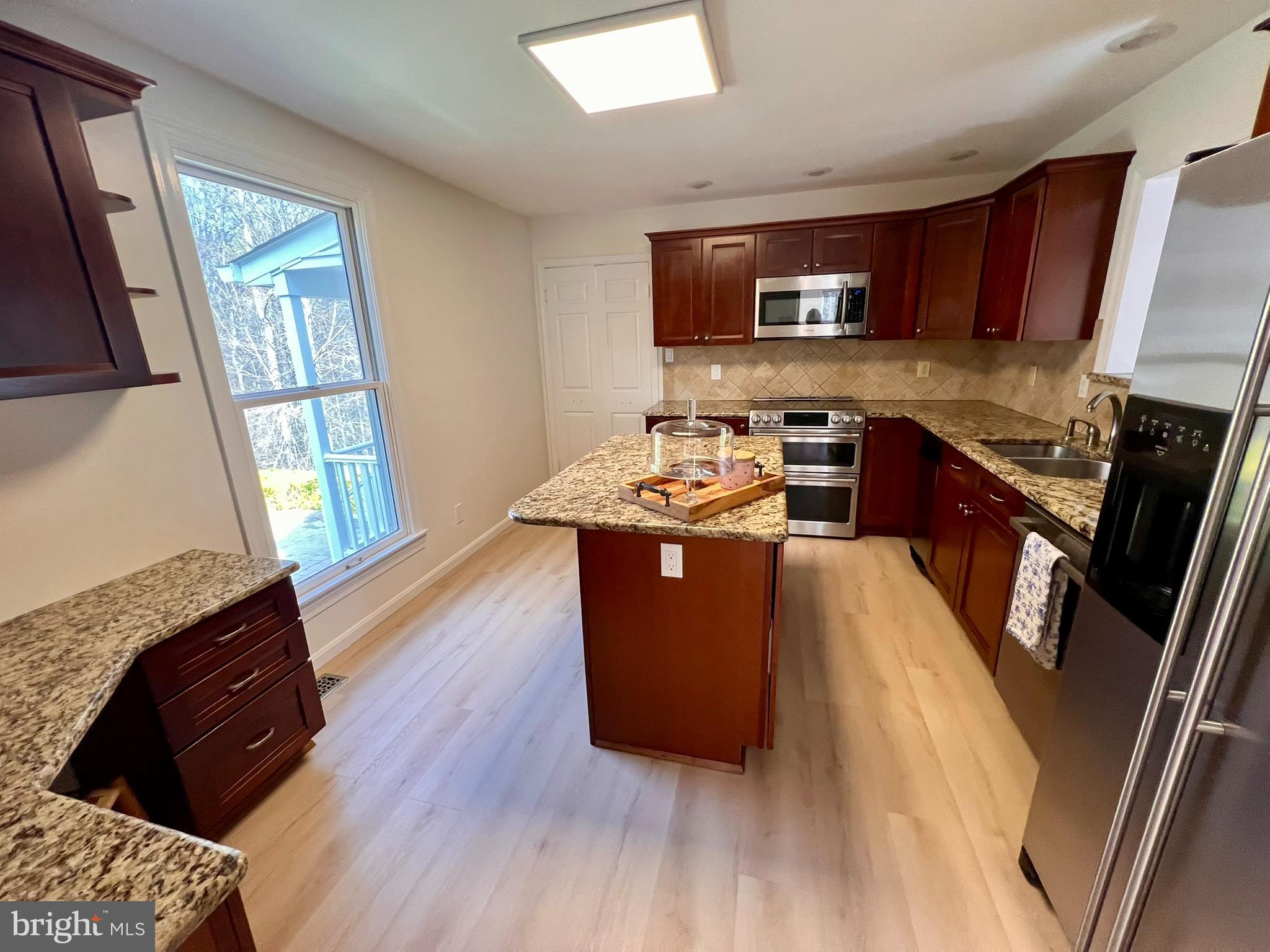 8200 FRANCES LANE