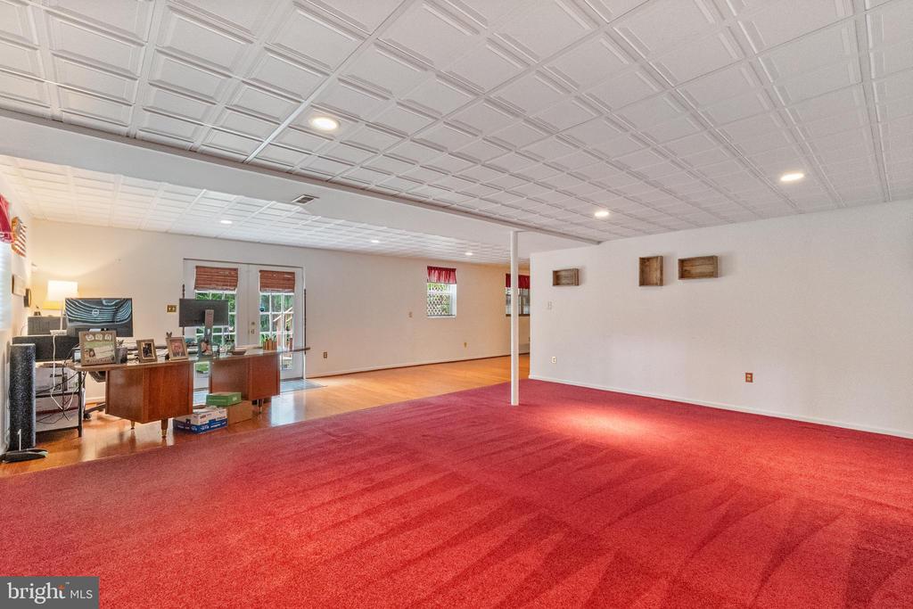 745 BELLA VISTA DRIVE