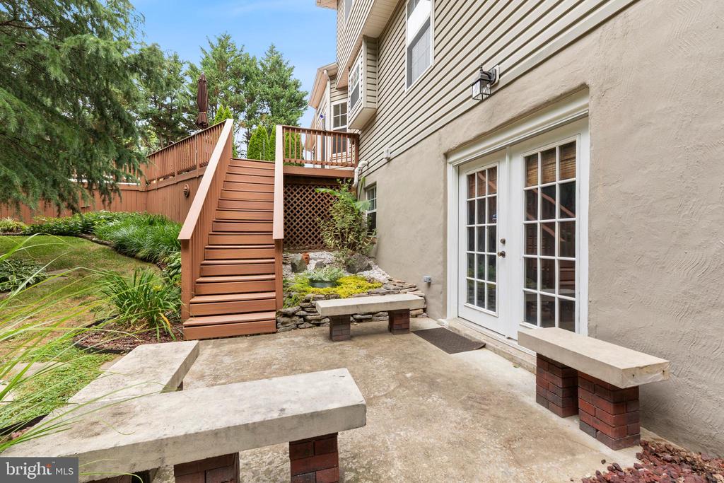 745 BELLA VISTA DRIVE