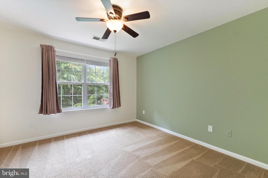 745 BELLA VISTA DRIVE