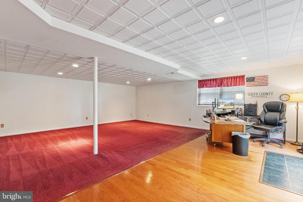 745 BELLA VISTA DRIVE