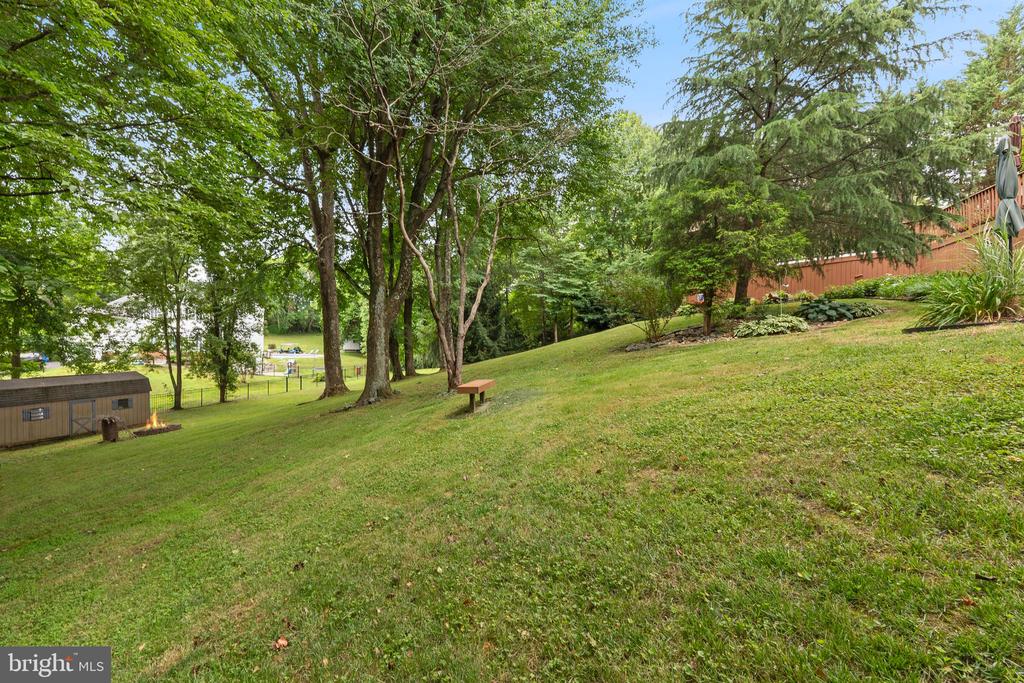 745 BELLA VISTA DRIVE