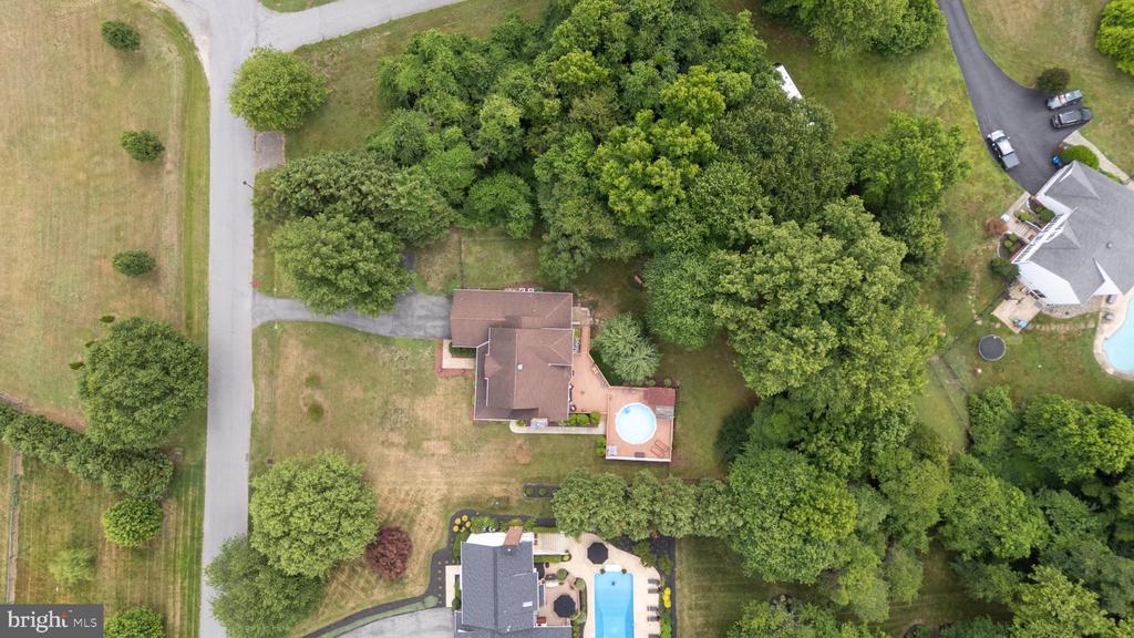 745 BELLA VISTA DRIVE