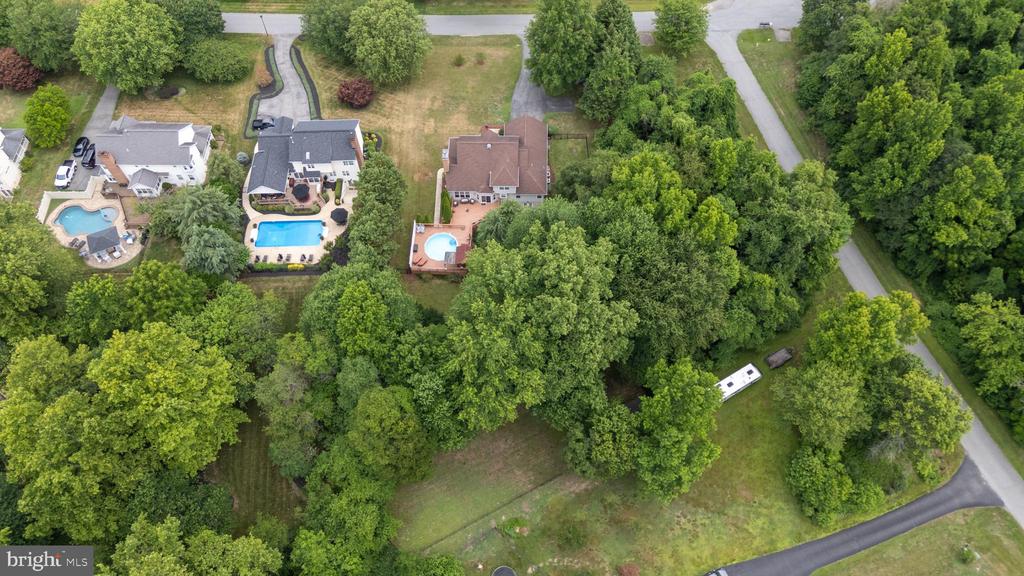 745 BELLA VISTA DRIVE