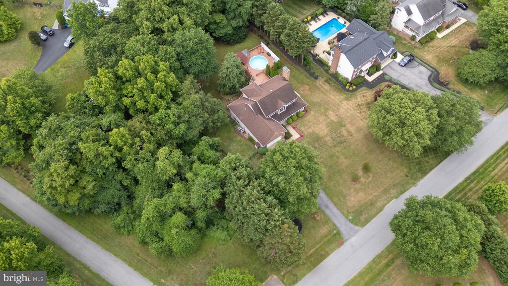 745 BELLA VISTA DRIVE