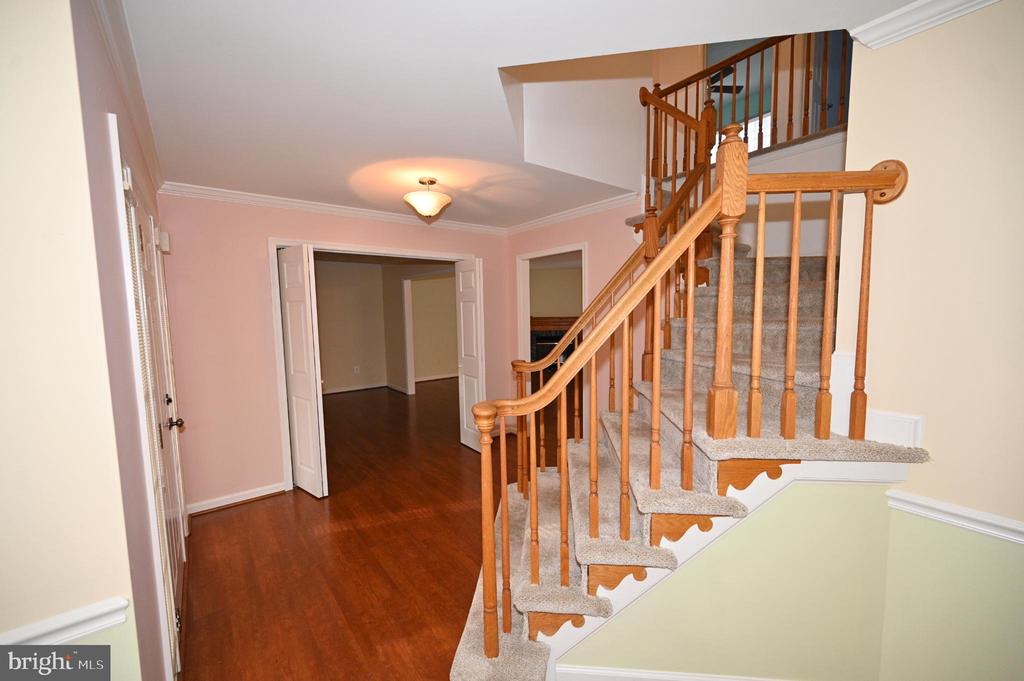 2800 HARRISON COURT