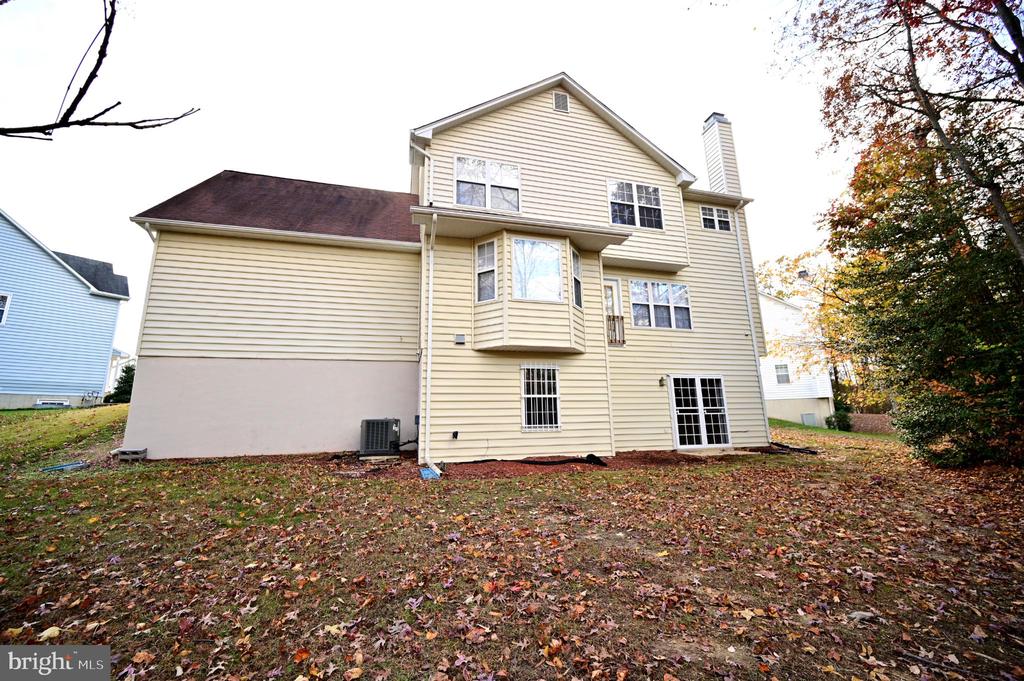 2800 HARRISON COURT