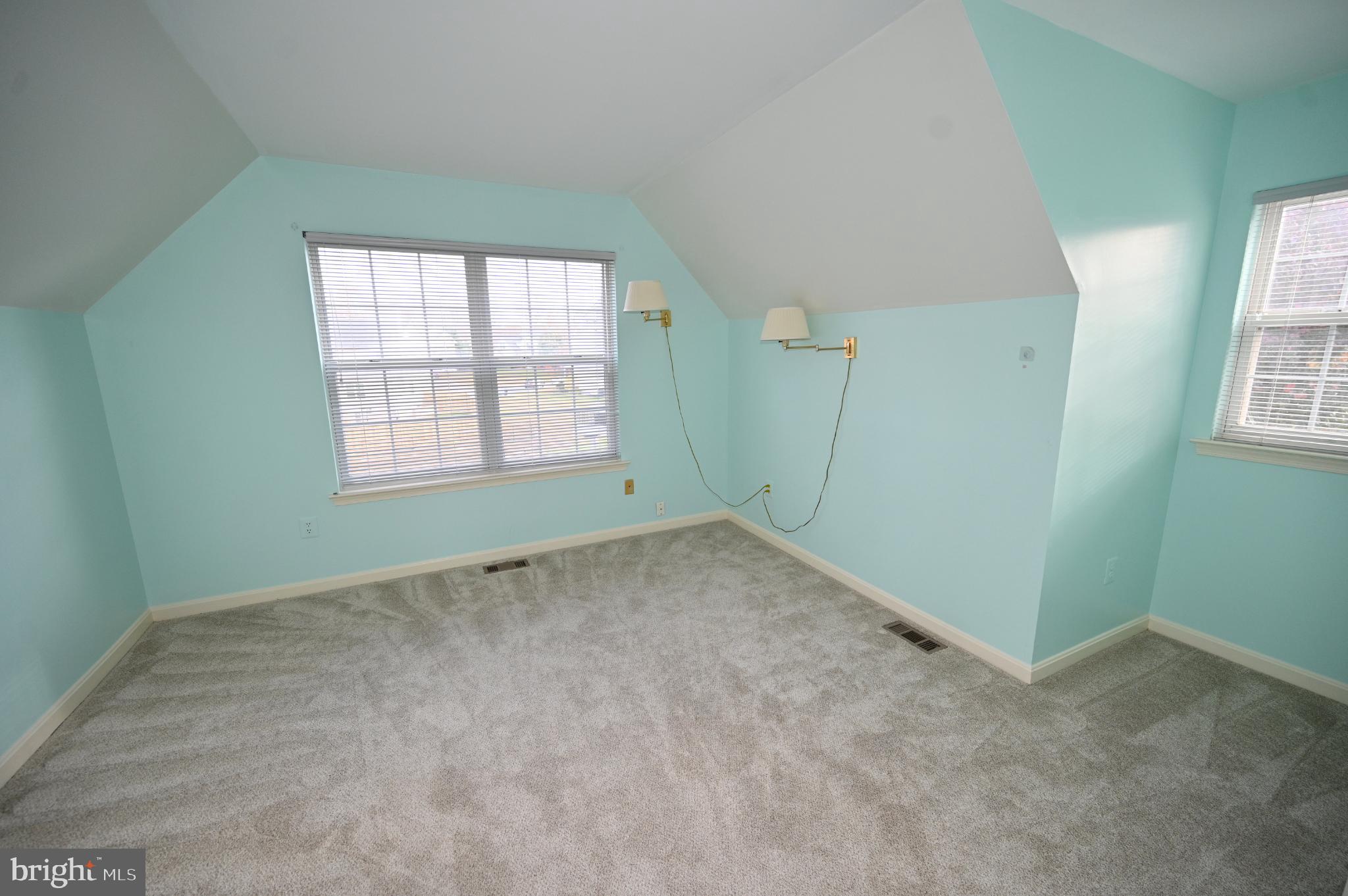 2800 HARRISON COURT