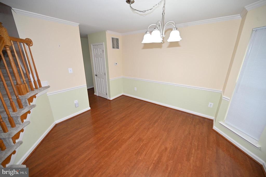 2800 HARRISON COURT
