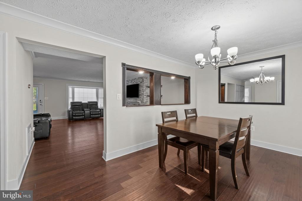 6227 SEAL PLACE