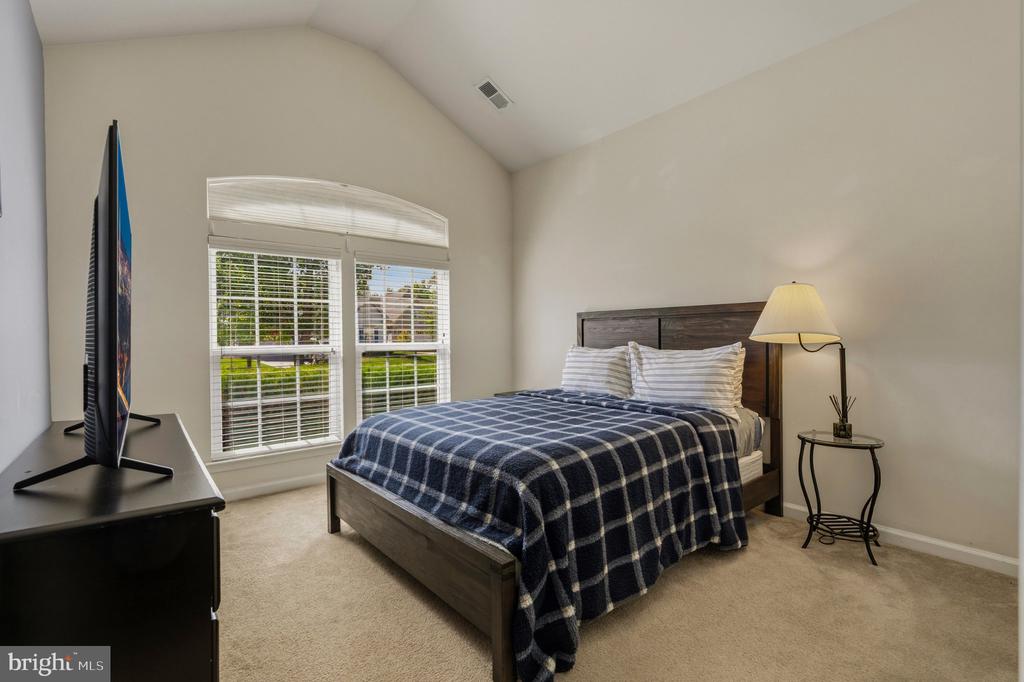 10652 SHADOW PARK COURT