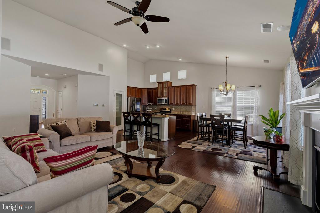 10652 SHADOW PARK COURT