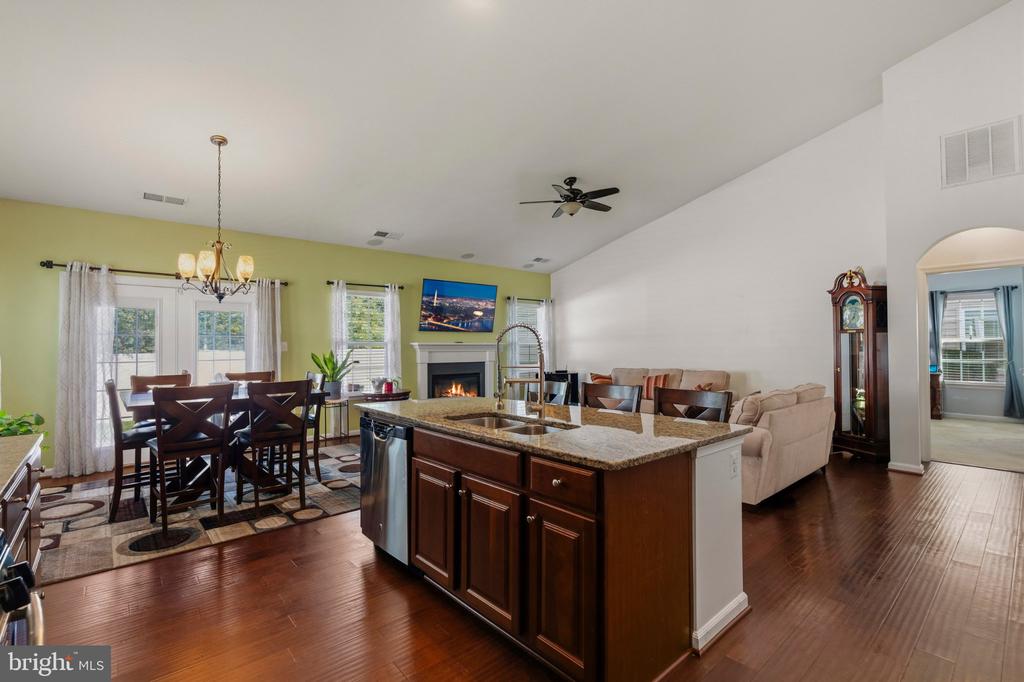 10652 SHADOW PARK COURT