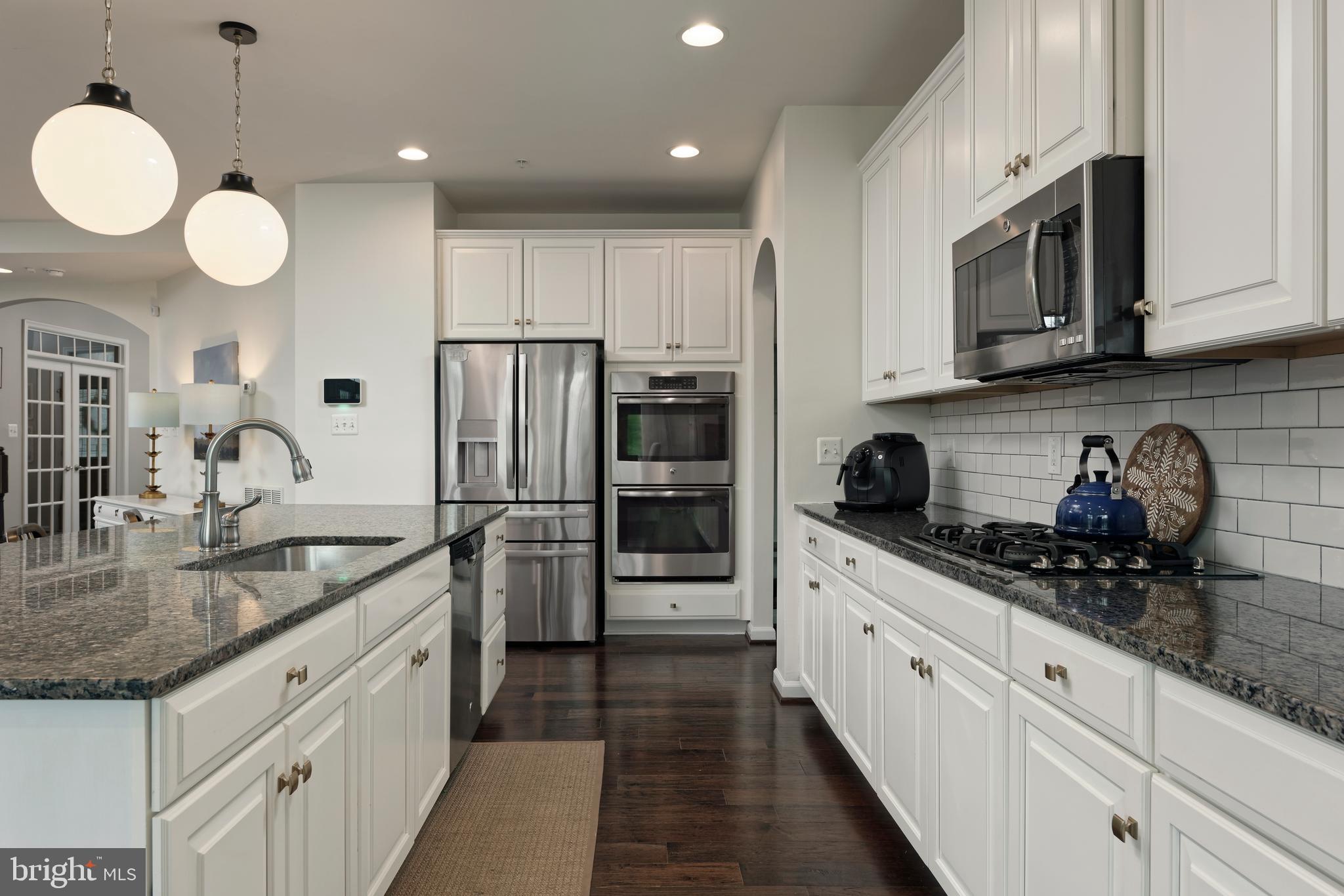 409 POTOMAC VIEW PARKWAY