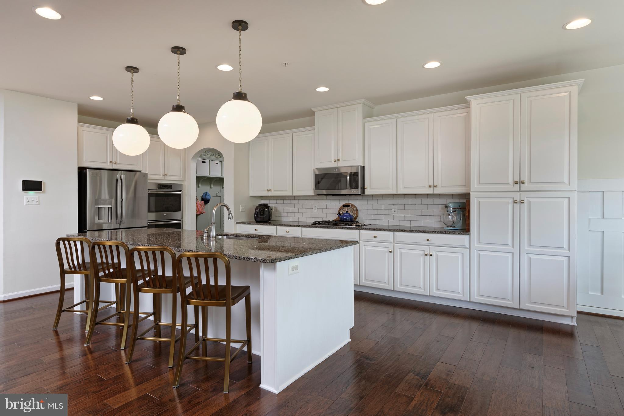 409 POTOMAC VIEW PARKWAY