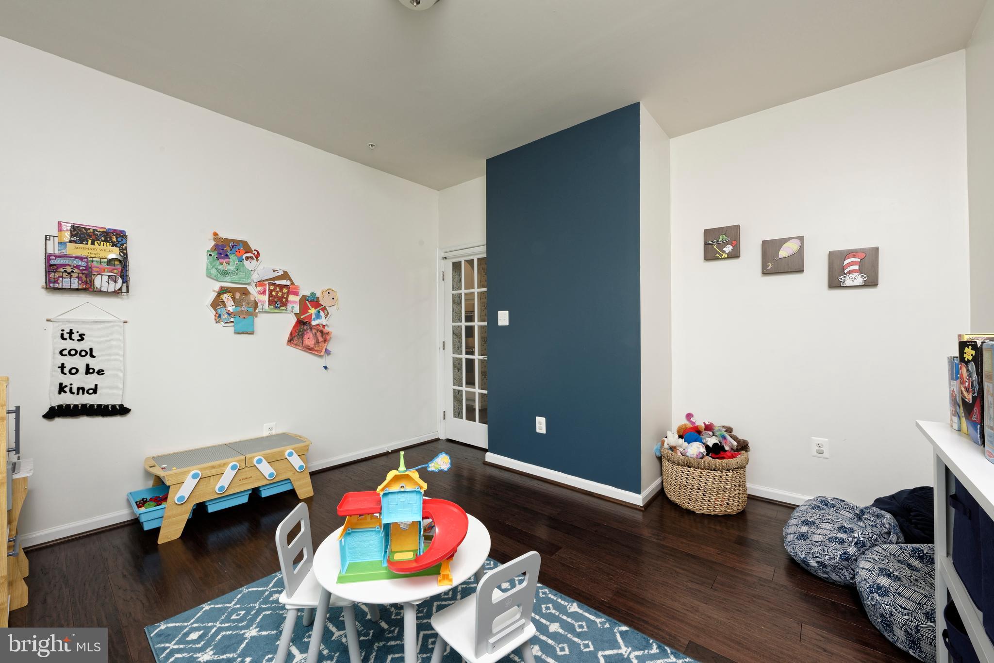 409 POTOMAC VIEW PARKWAY