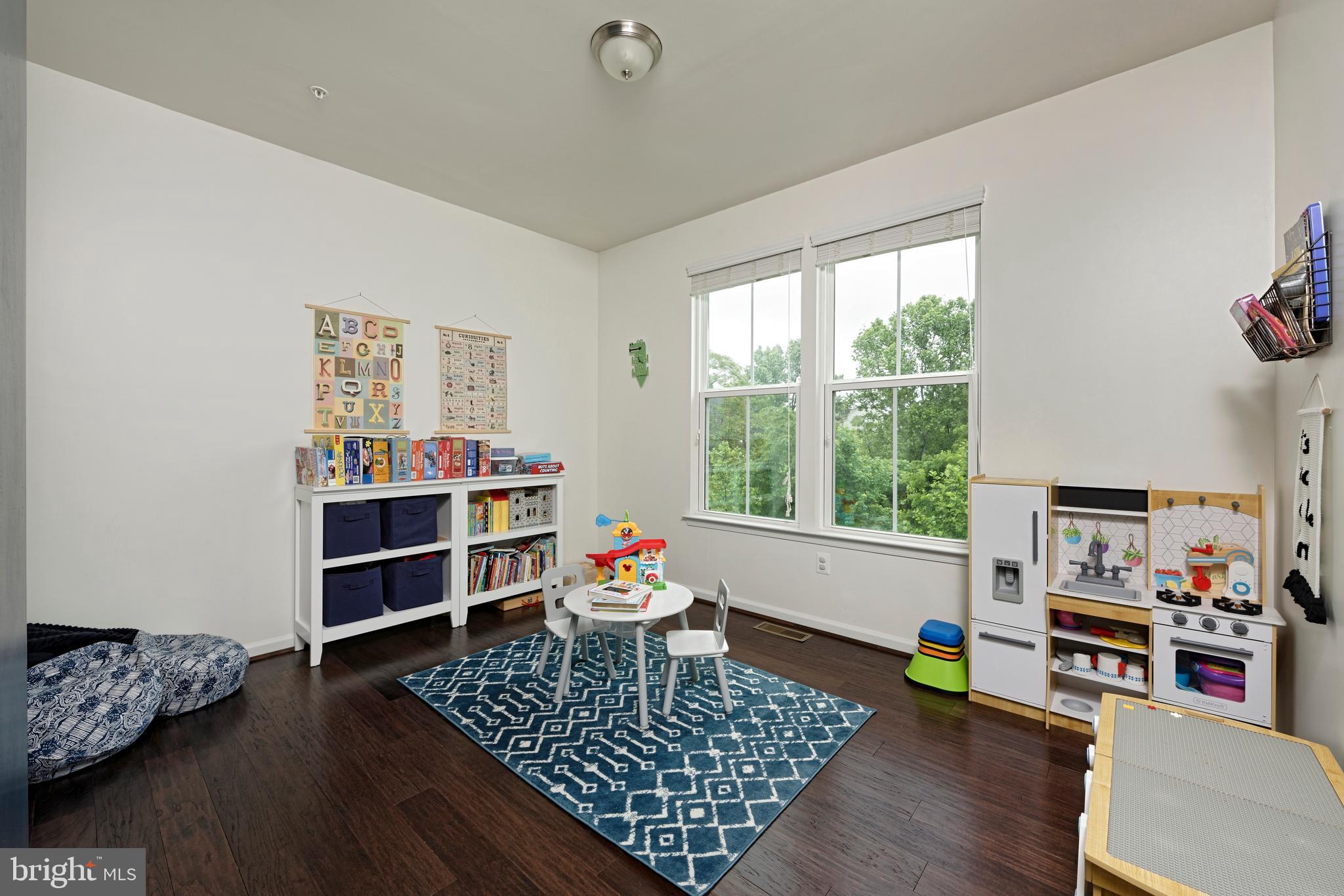 409 POTOMAC VIEW PARKWAY