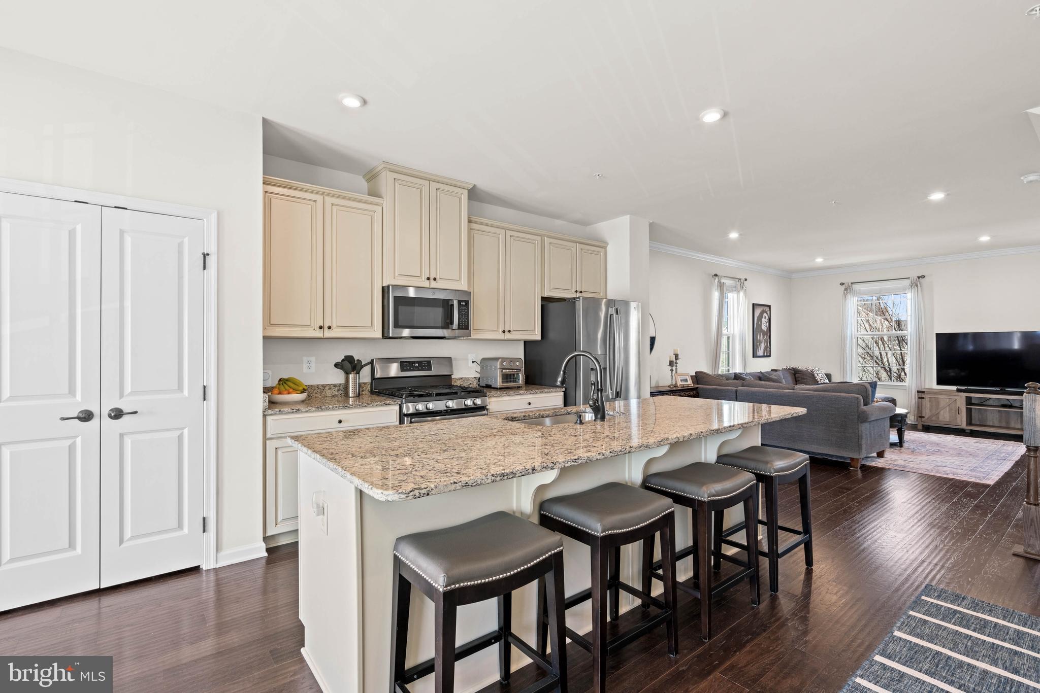 6425 BALLENGER RUN BOULEVARD
