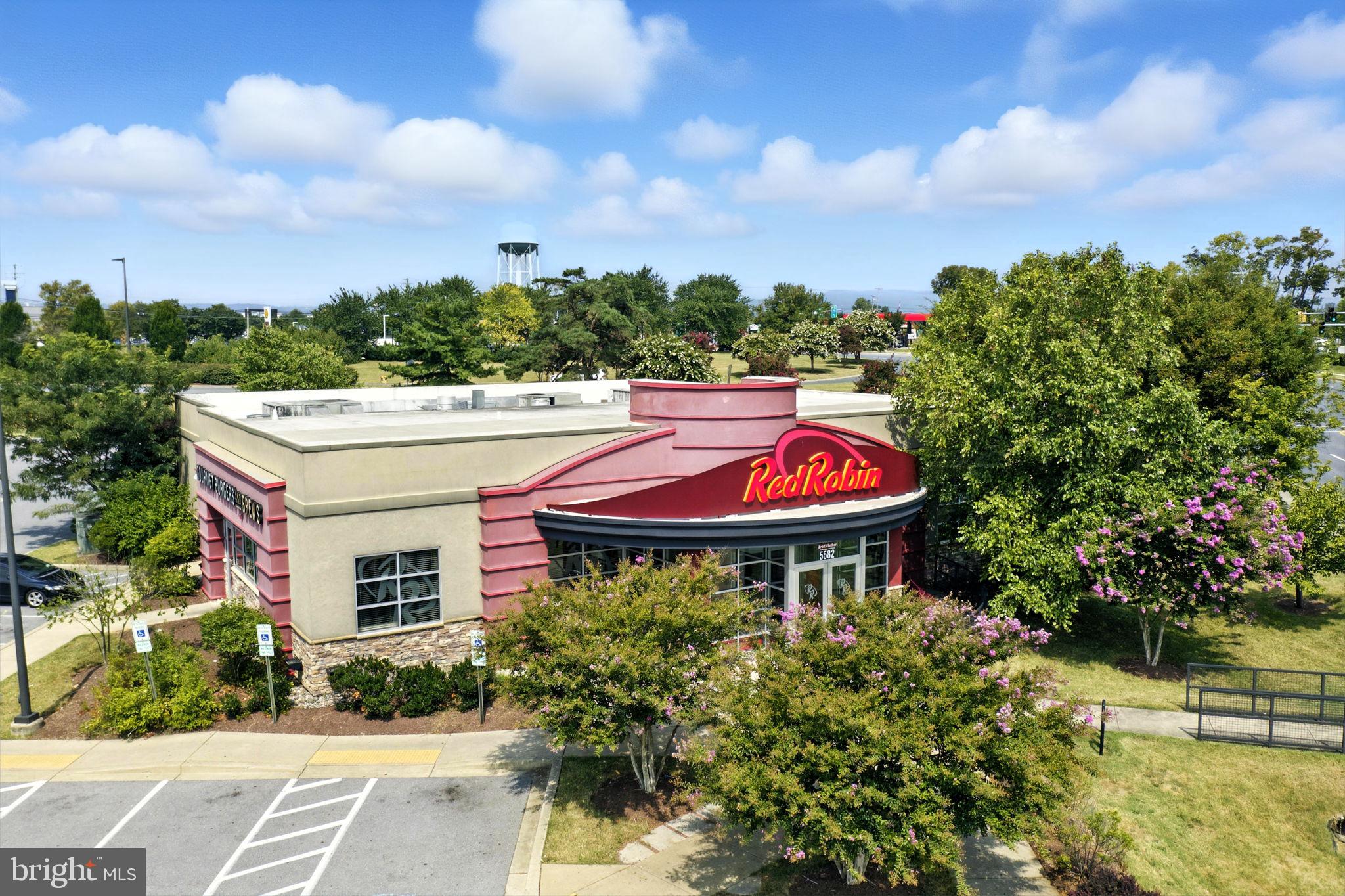 5702 CHASE COURT
