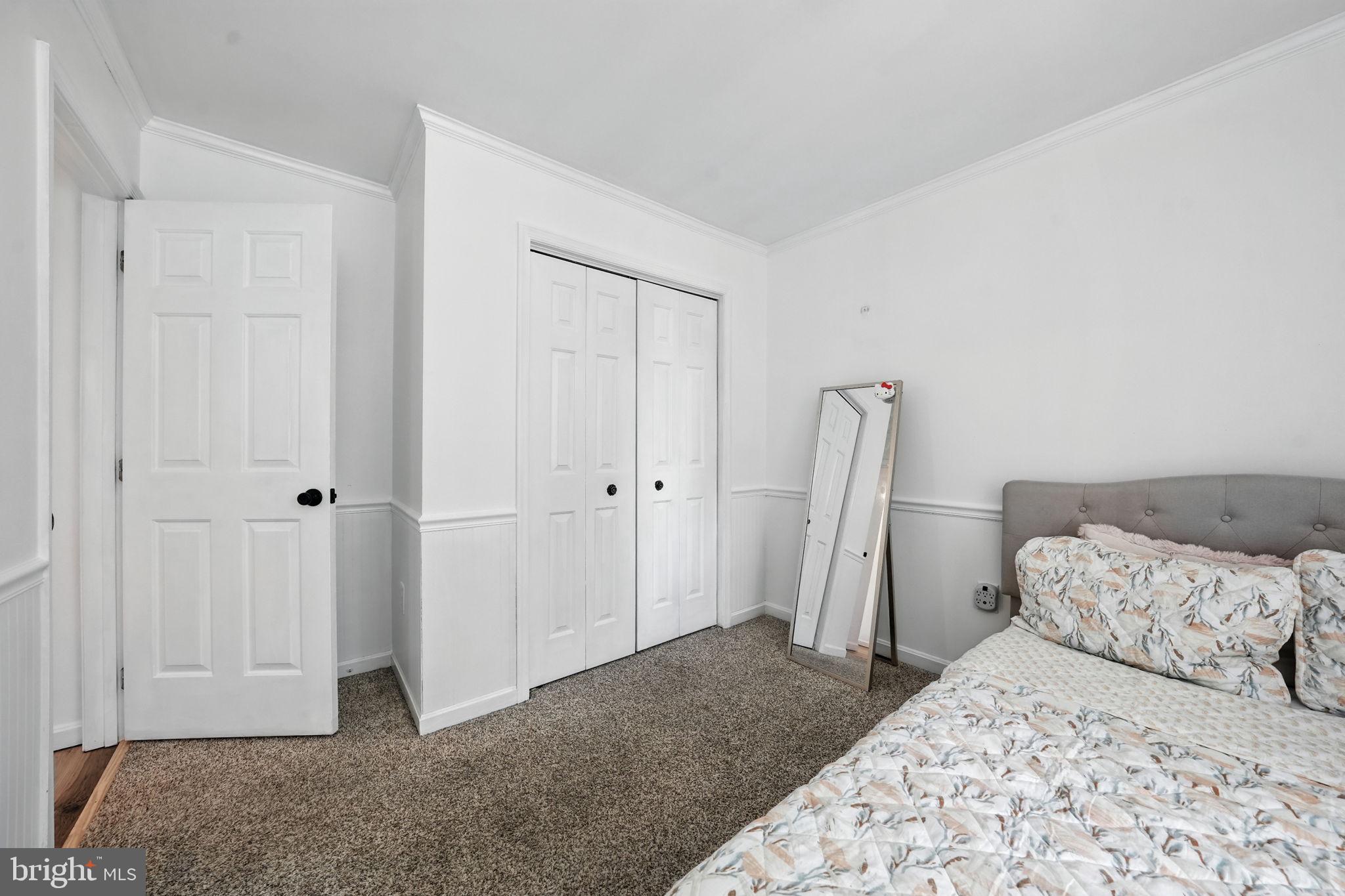 5702 CHASE COURT