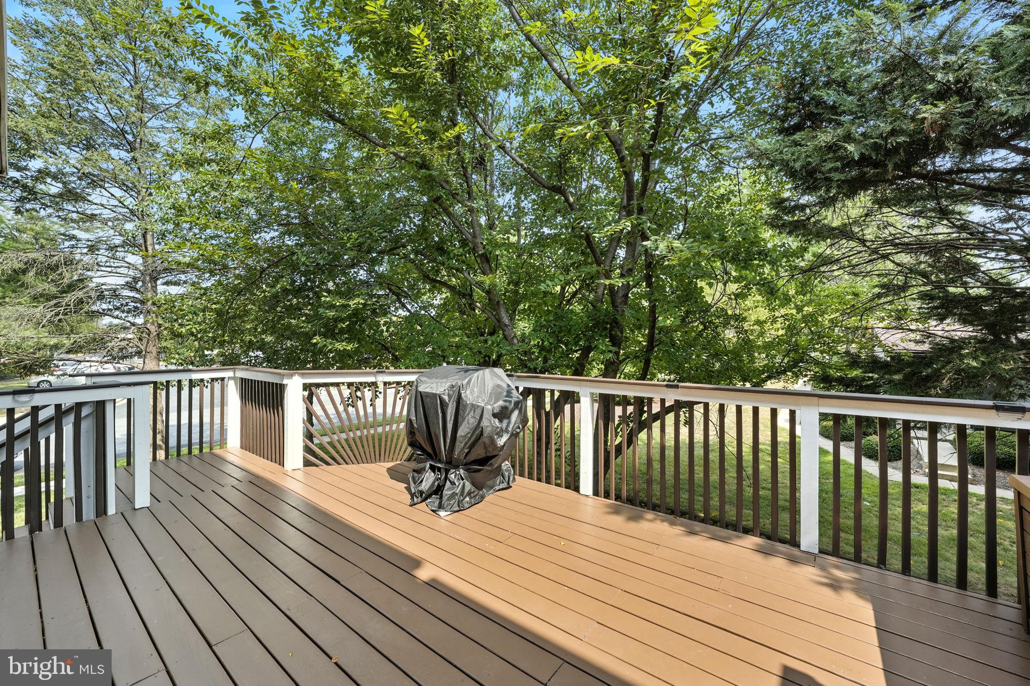 5702 CHASE COURT
