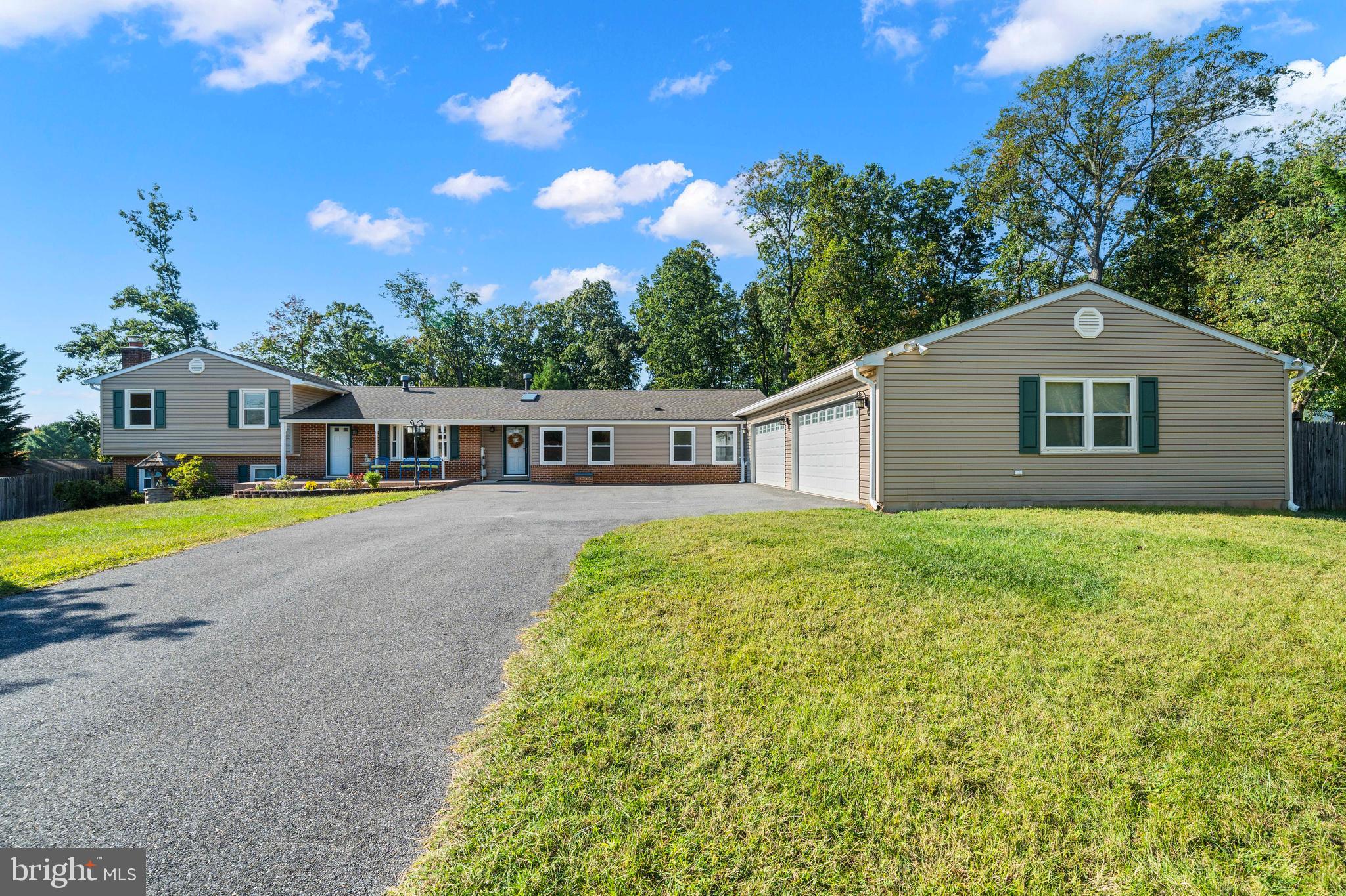 11402 MEADOWLARK DRIVE