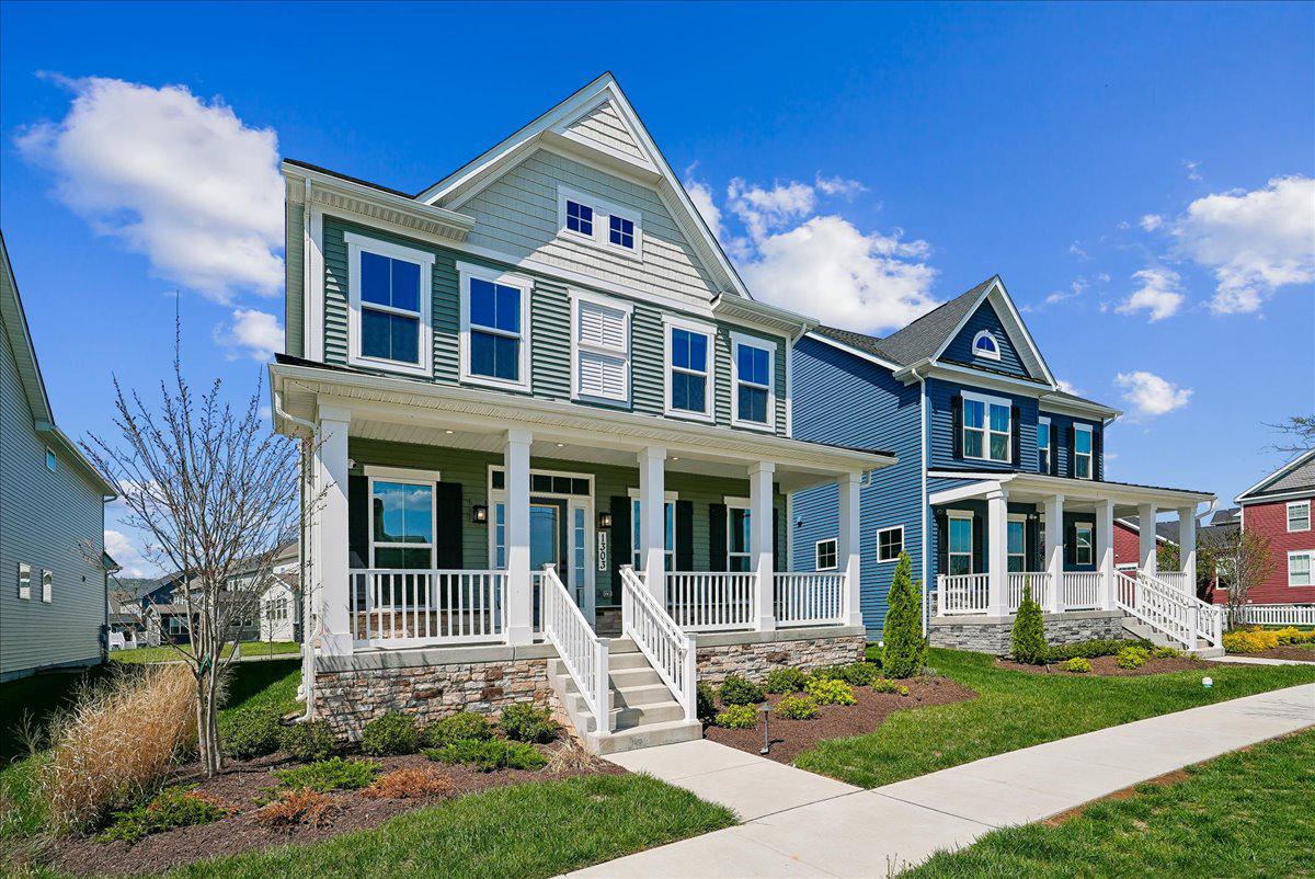 1303 POTOMAC VIEW PARKWAY