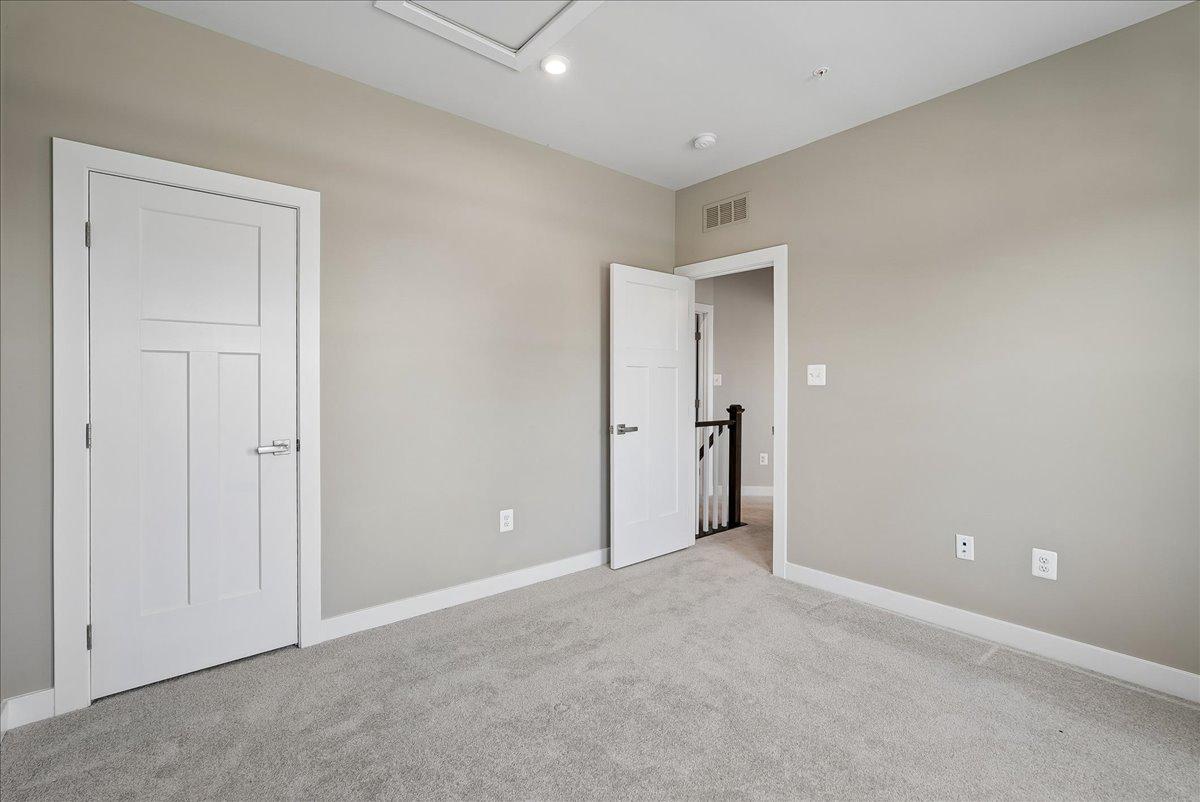 1303 POTOMAC VIEW PARKWAY